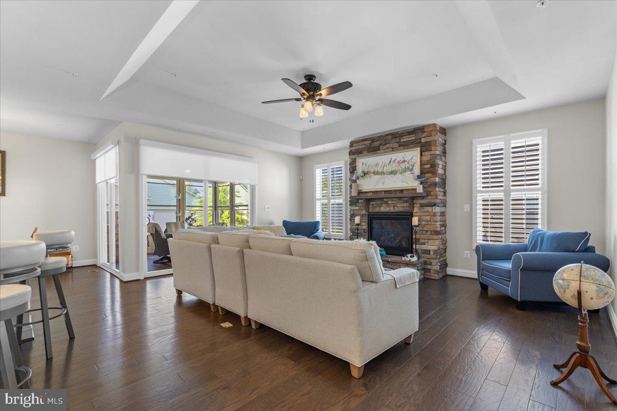 THE HARBOURS AT SOLOMONS ISLAND - Residential