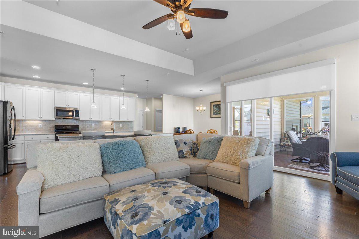 THE HARBOURS AT SOLOMONS ISLAND - Residential