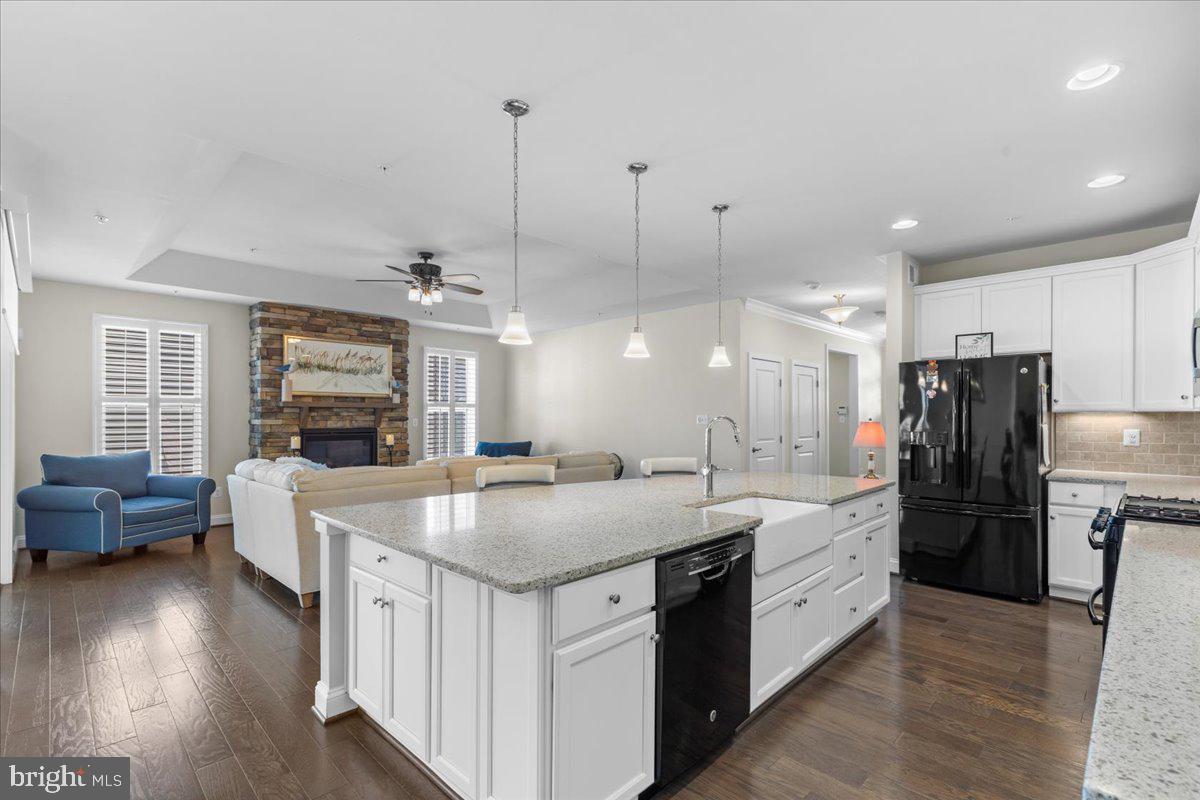 THE HARBOURS AT SOLOMONS ISLAND - Residential