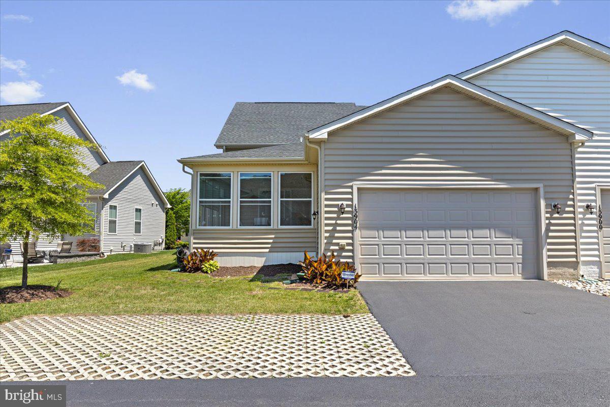 THE HARBOURS AT SOLOMONS ISLAND - Residential