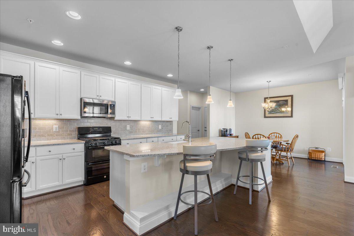THE HARBOURS AT SOLOMONS ISLAND - Residential