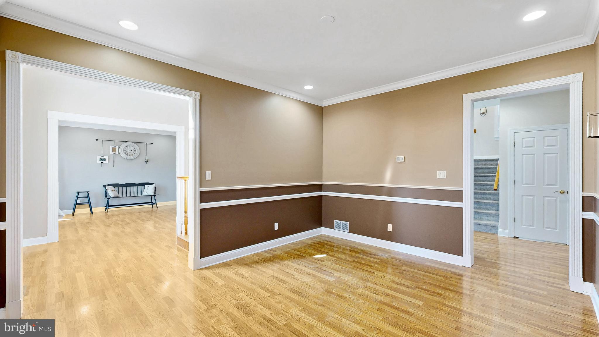 WESTSIDE HUNT - Residential