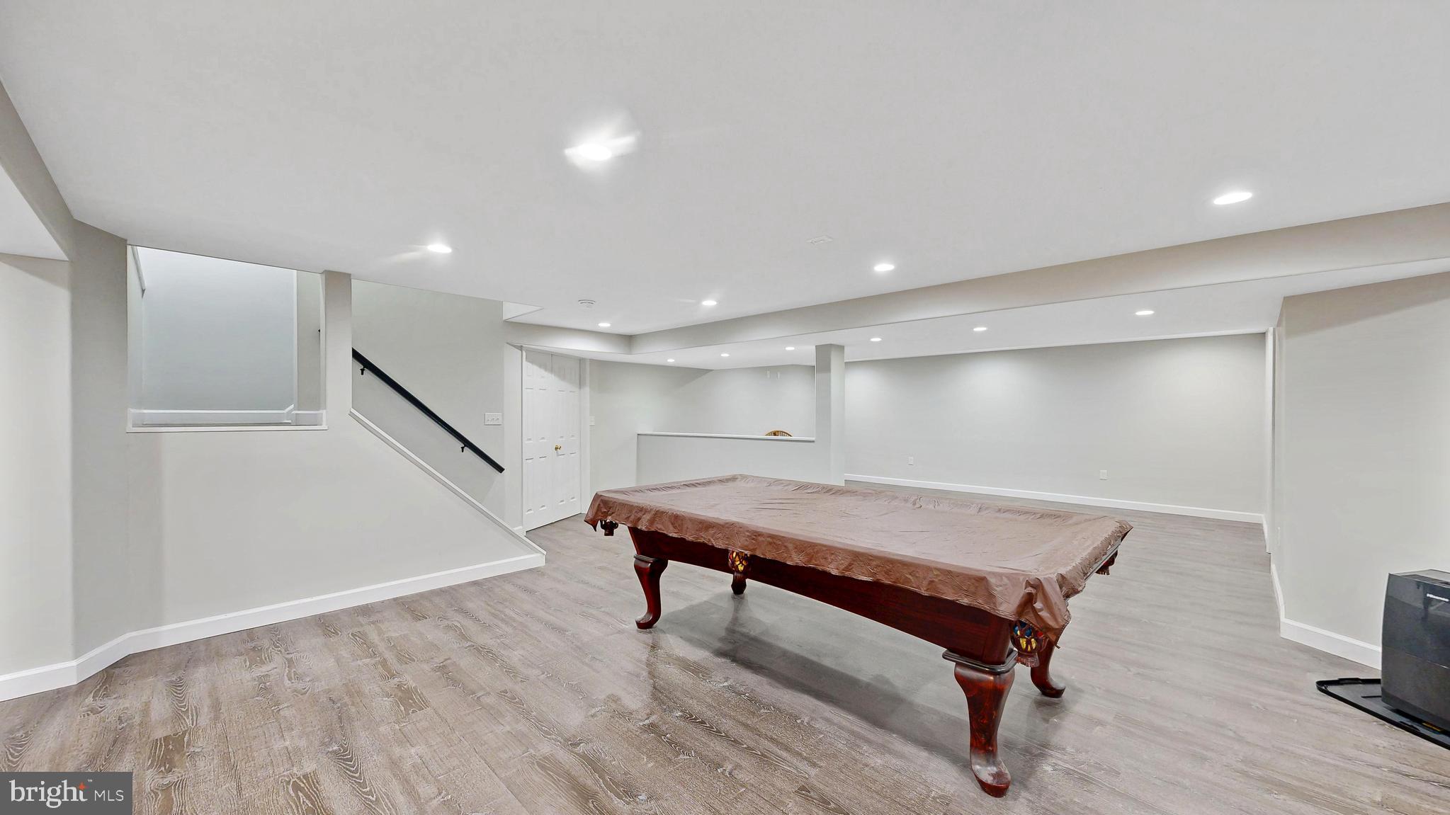 WESTSIDE HUNT - Residential