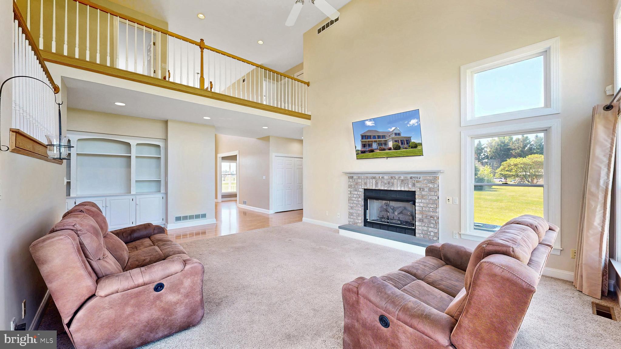 WESTSIDE HUNT - Residential