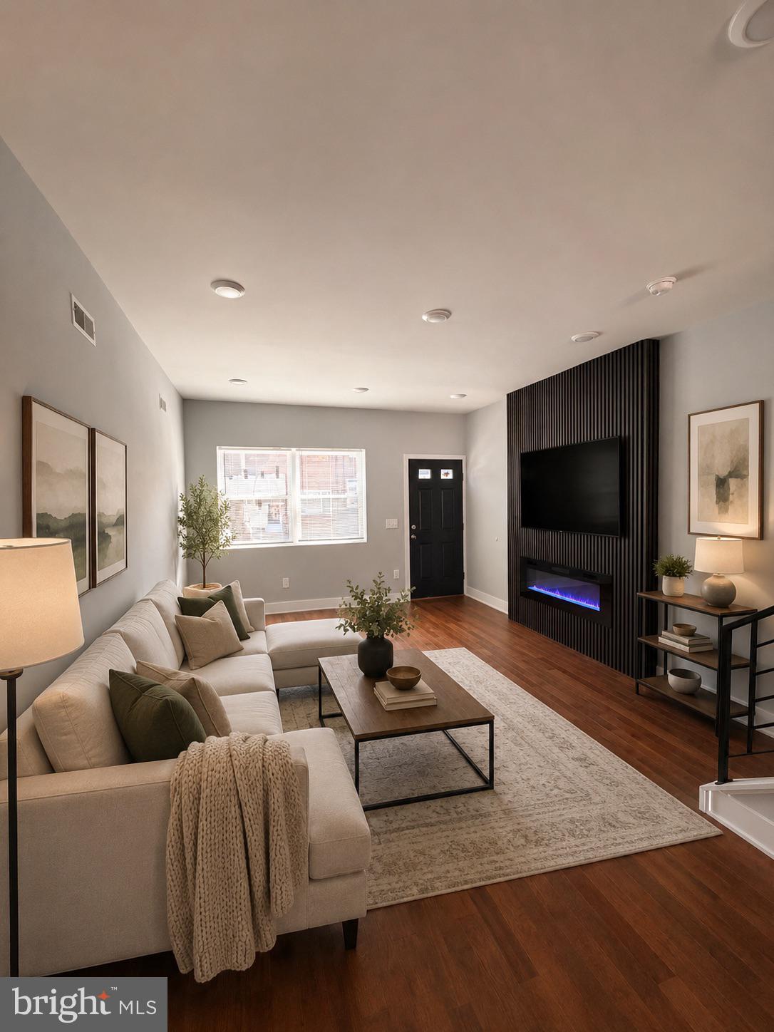 PORT RICHMOND - Residential