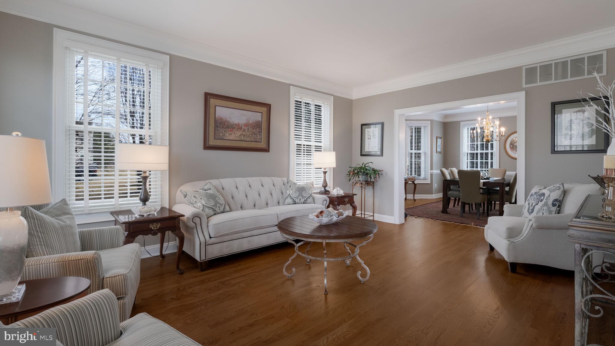 FOX HUNT ESTS - Residential