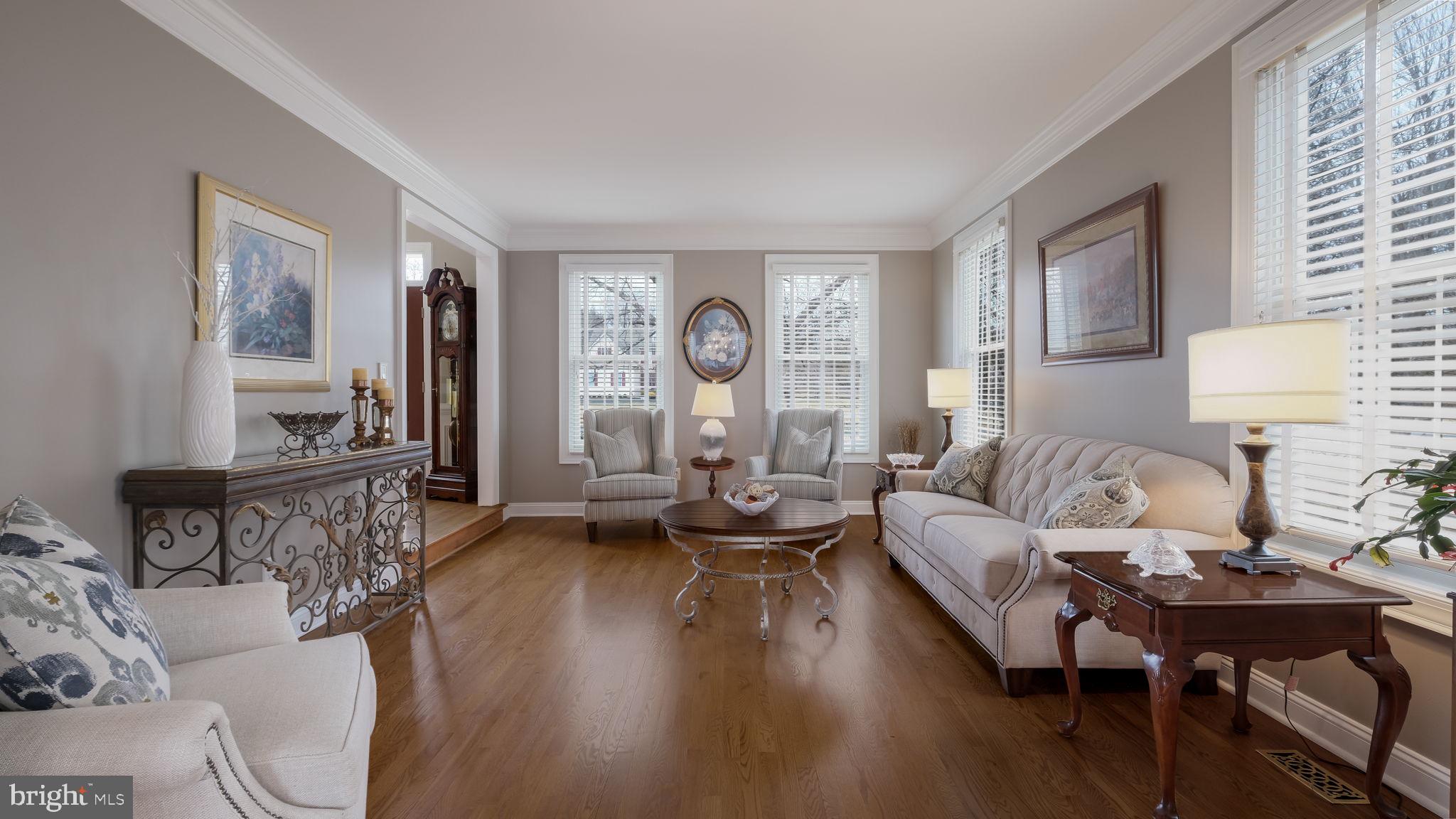 FOX HUNT ESTS - Residential