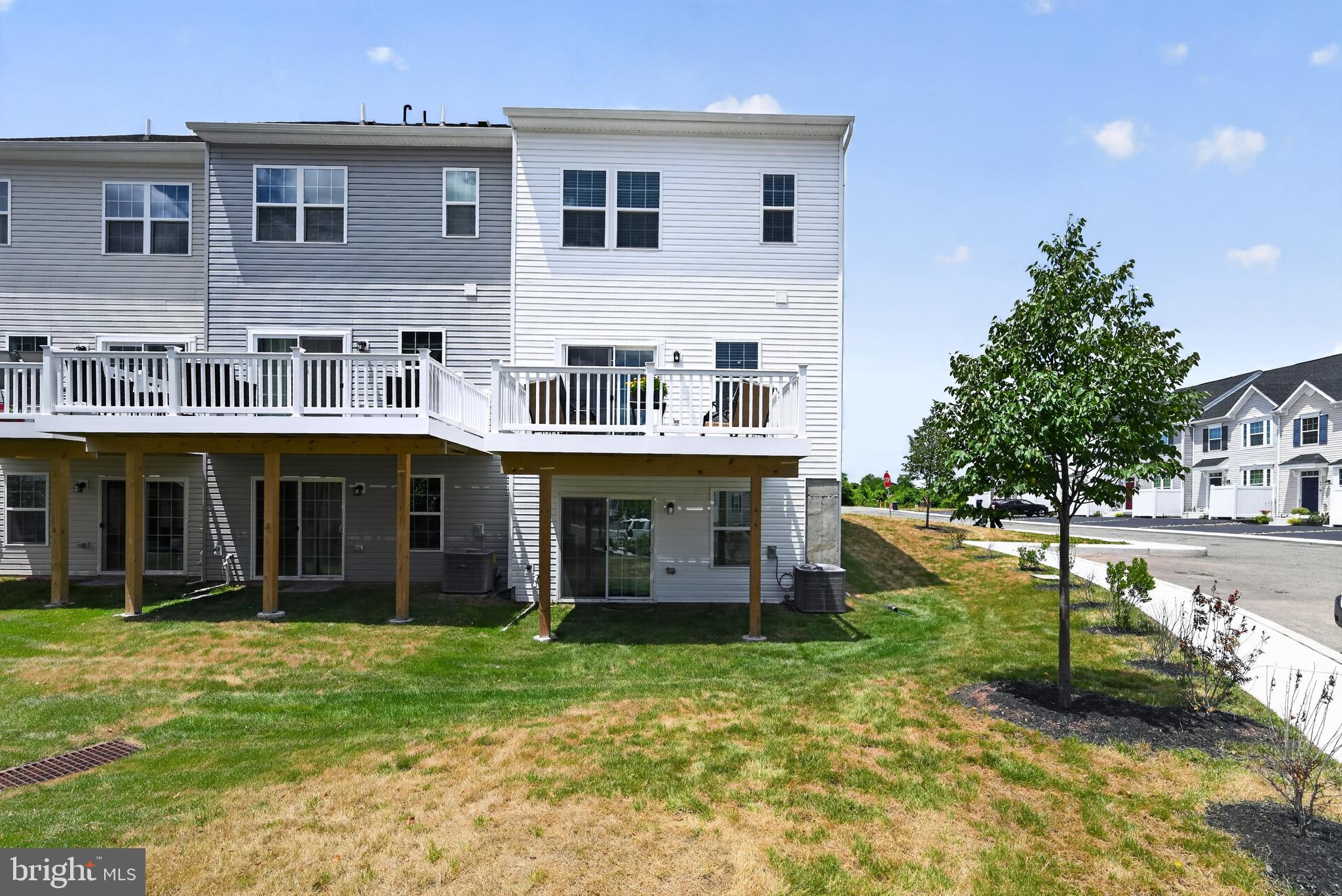 FOXWOOD RIDGE - Residential