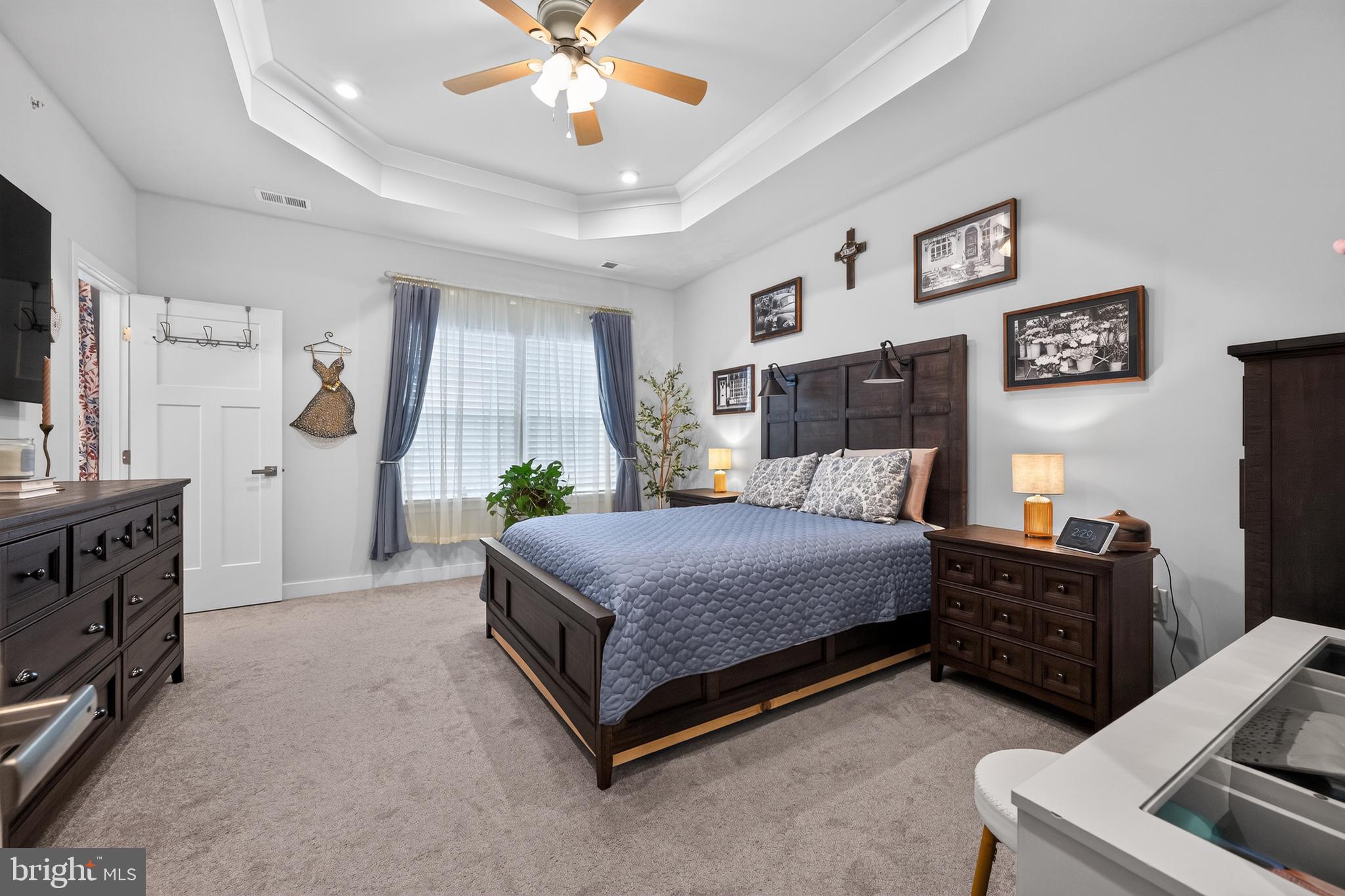 FOXWOOD RIDGE - Residential