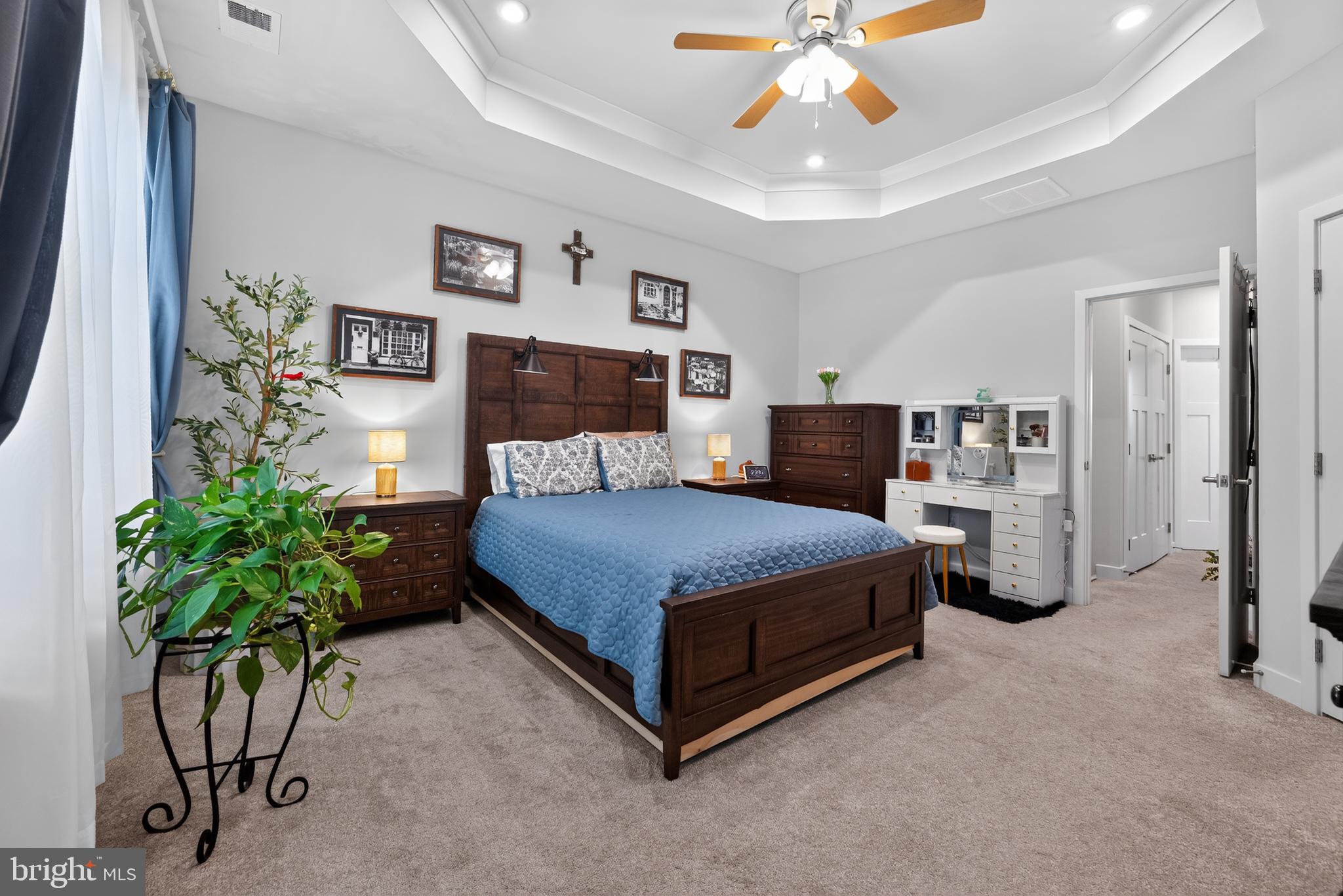 FOXWOOD RIDGE - Residential