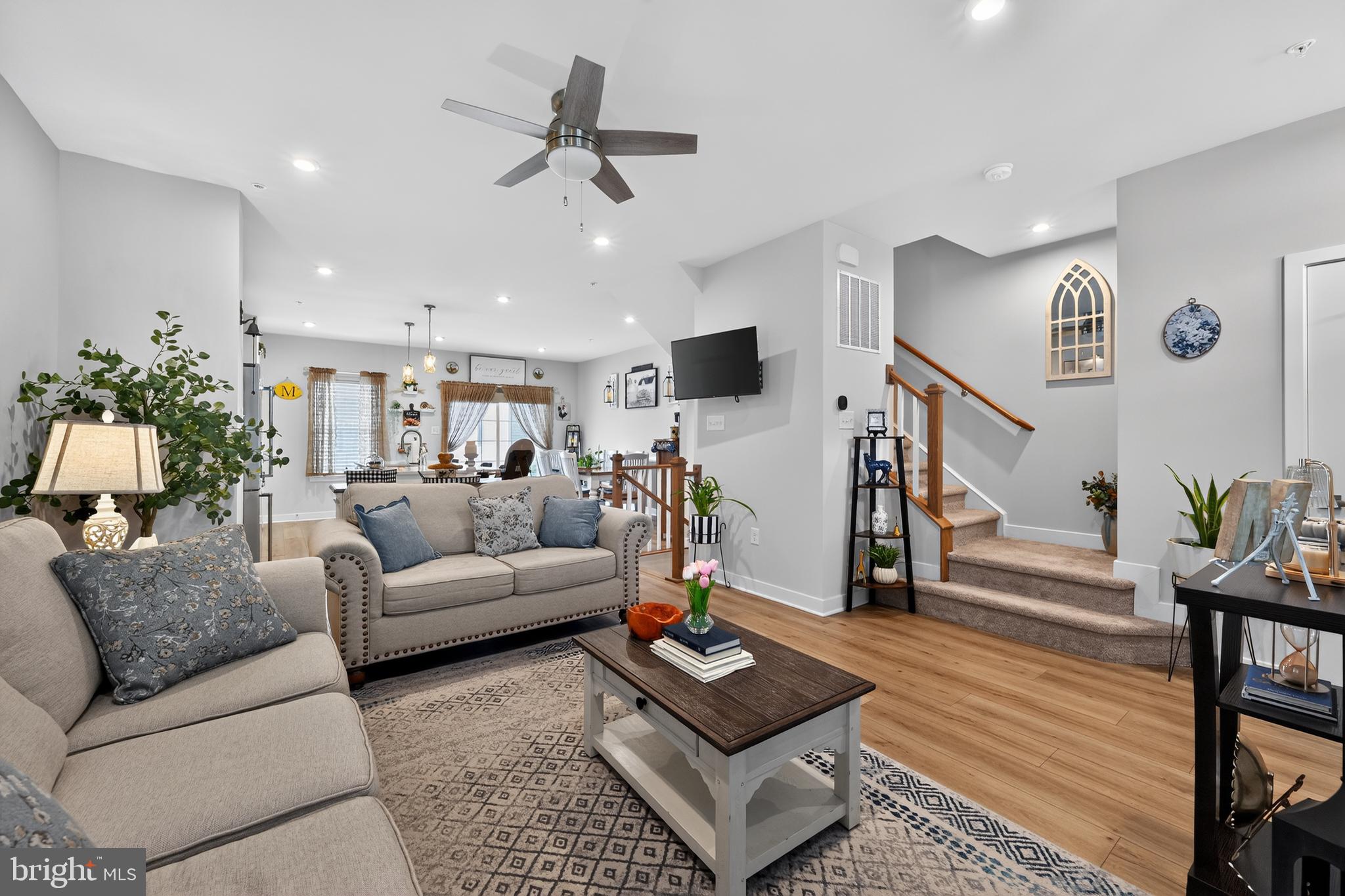 FOXWOOD RIDGE - Residential