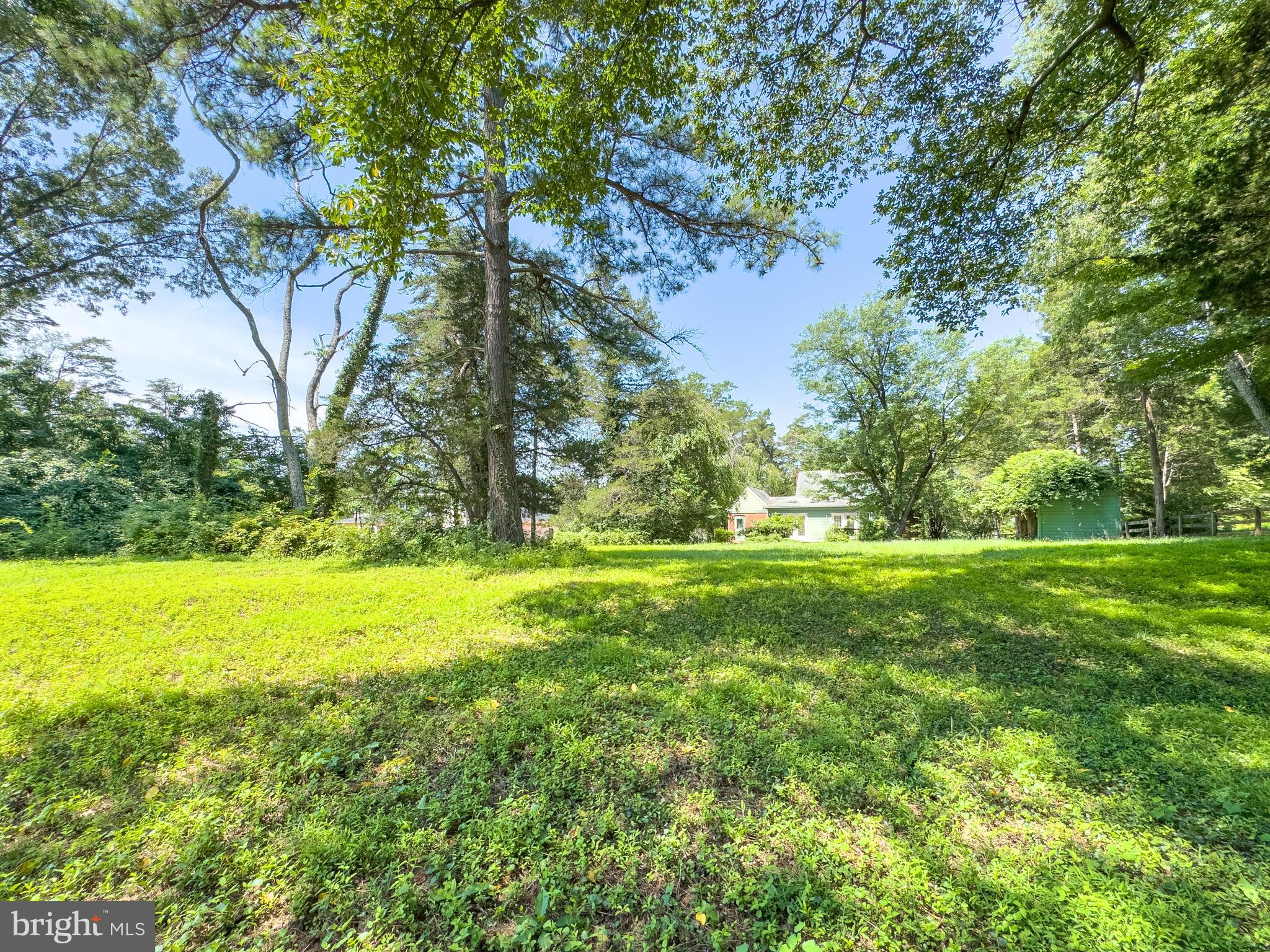 WAKEFIELD FOREST - Residential
