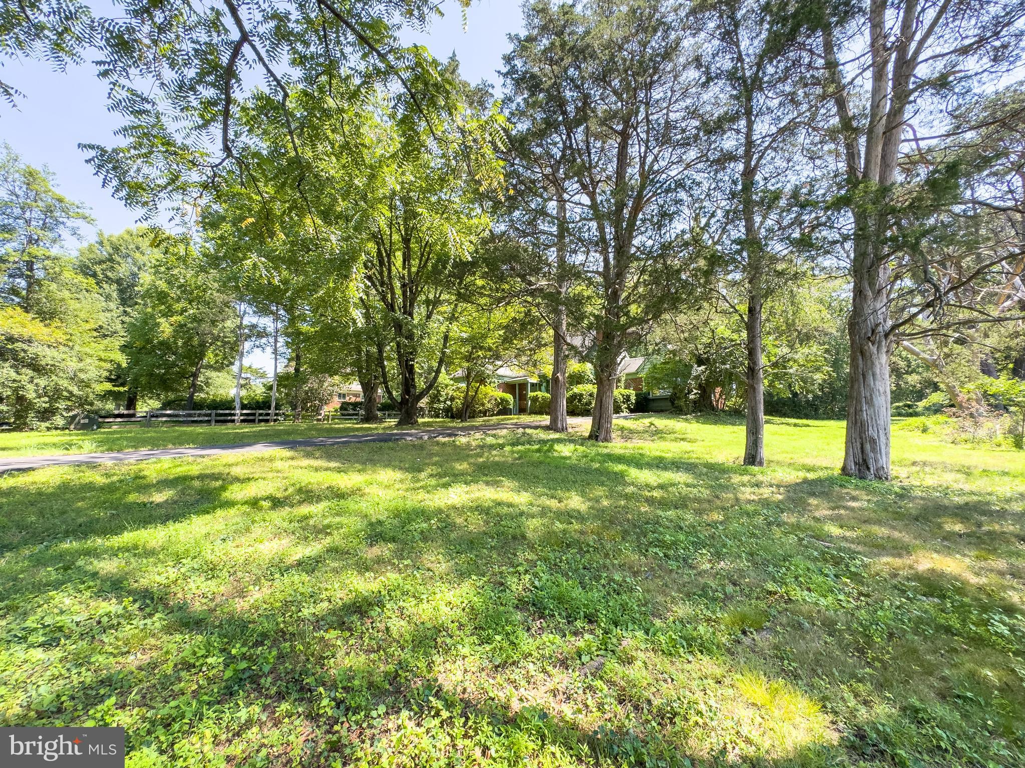 WAKEFIELD FOREST - Residential
