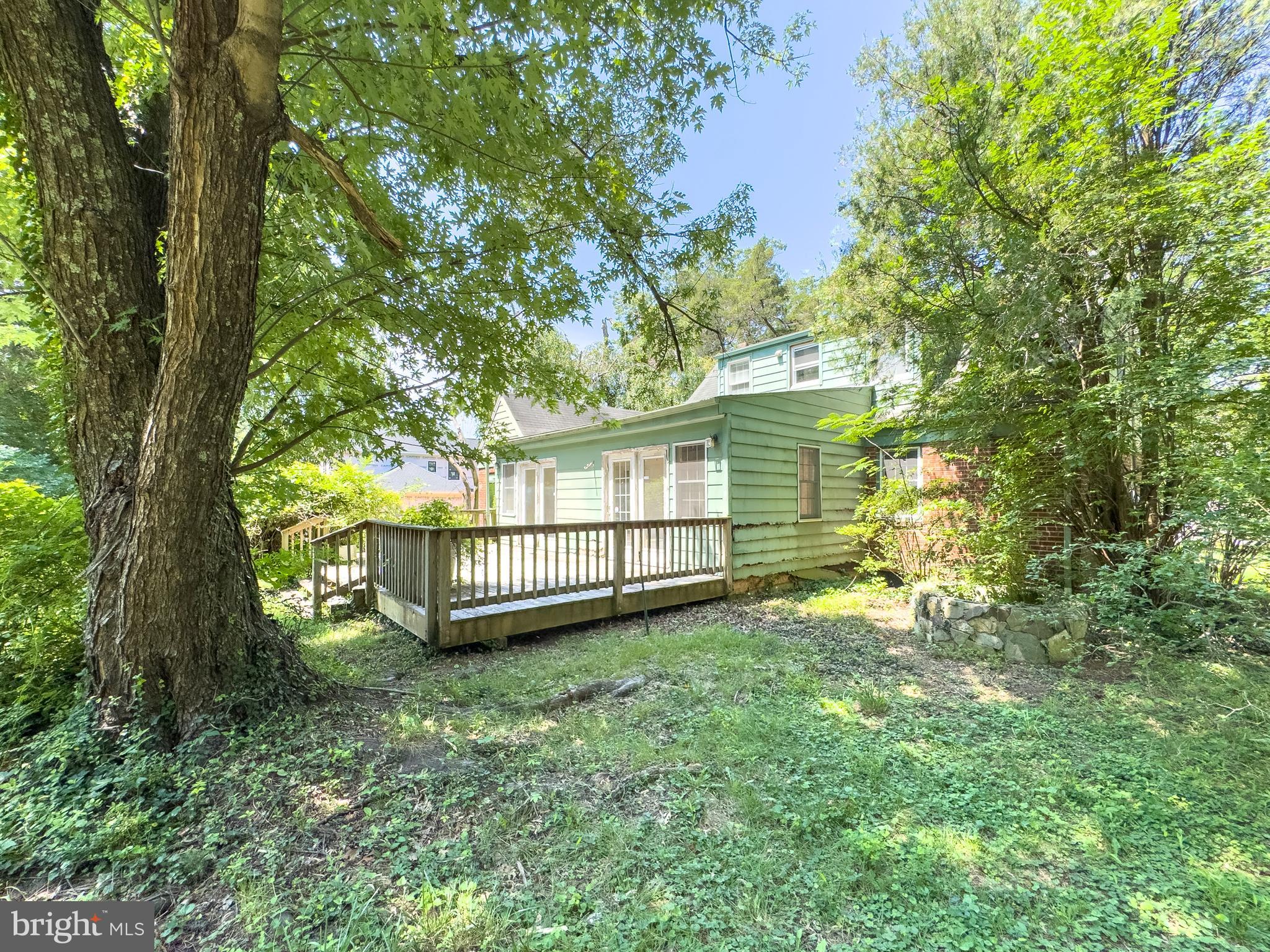 WAKEFIELD FOREST - Residential