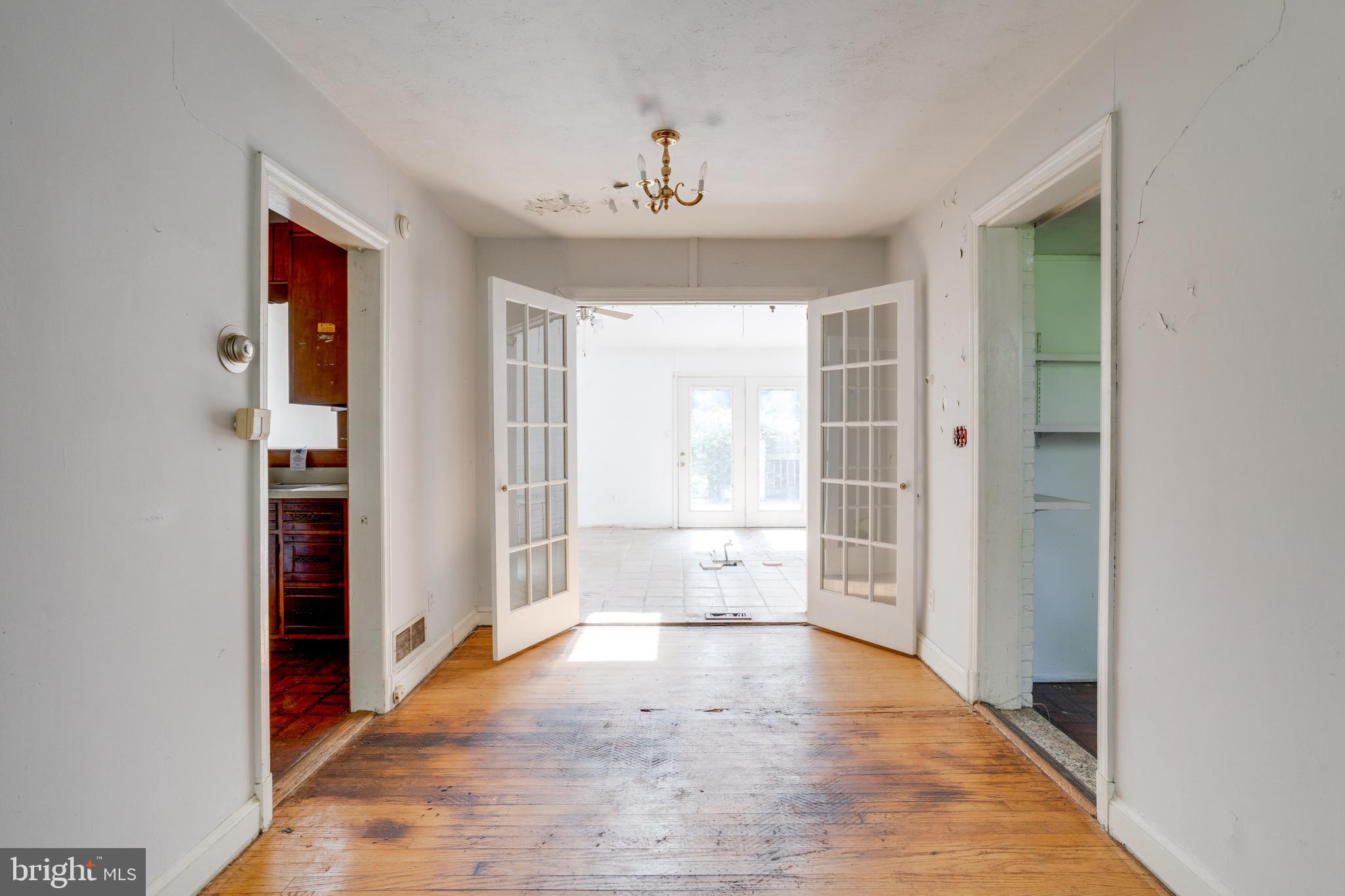 WAKEFIELD FOREST - Residential