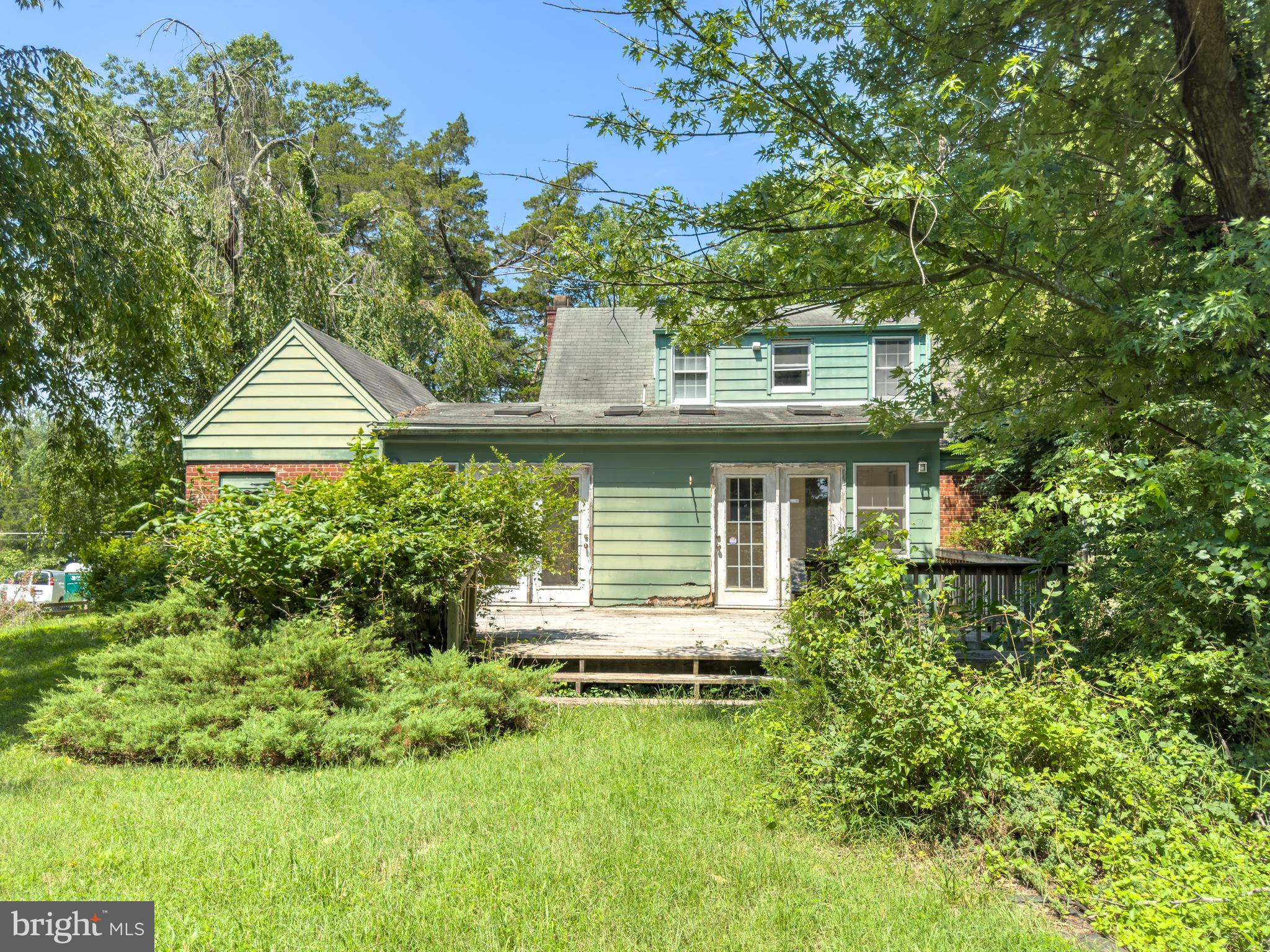 WAKEFIELD FOREST - Residential