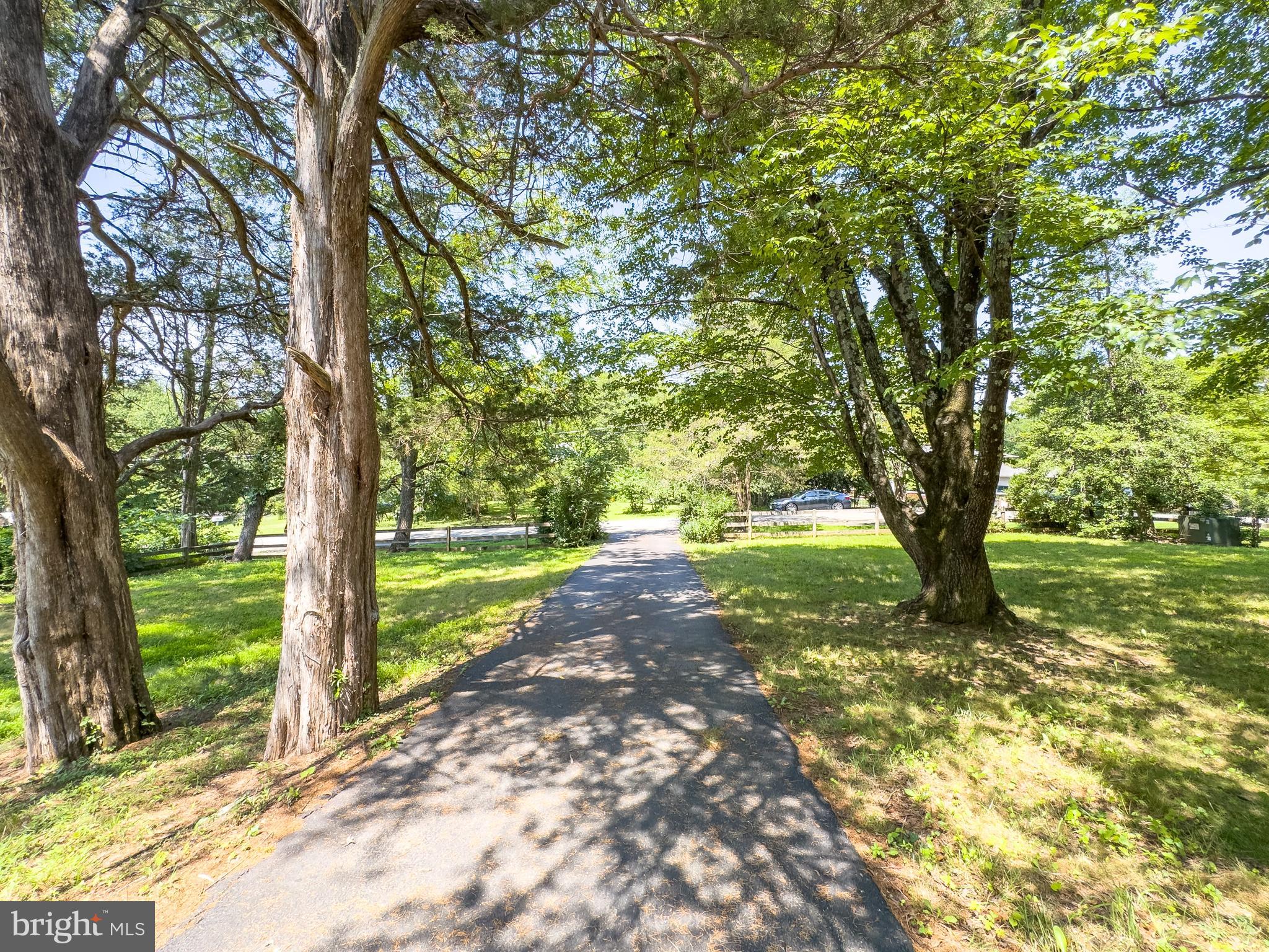 WAKEFIELD FOREST - Residential