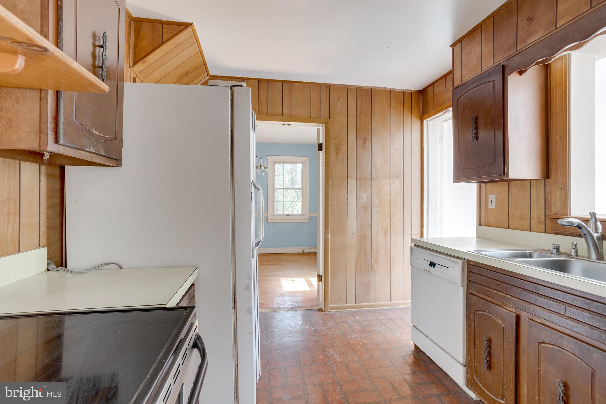 WAKEFIELD FOREST - Residential