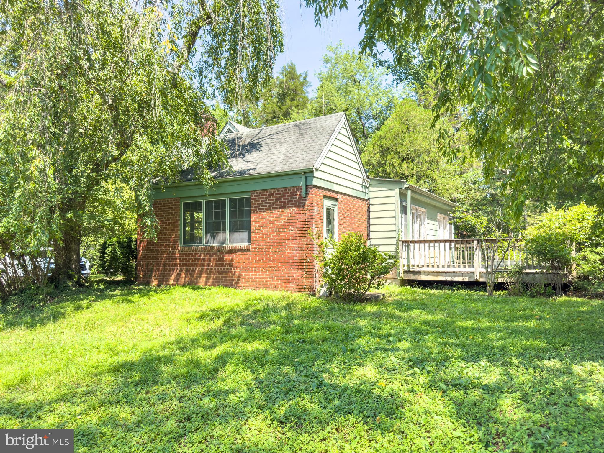 WAKEFIELD FOREST - Residential