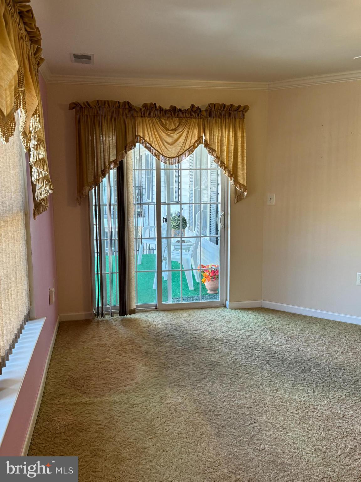 NELLS ACRES - Residential