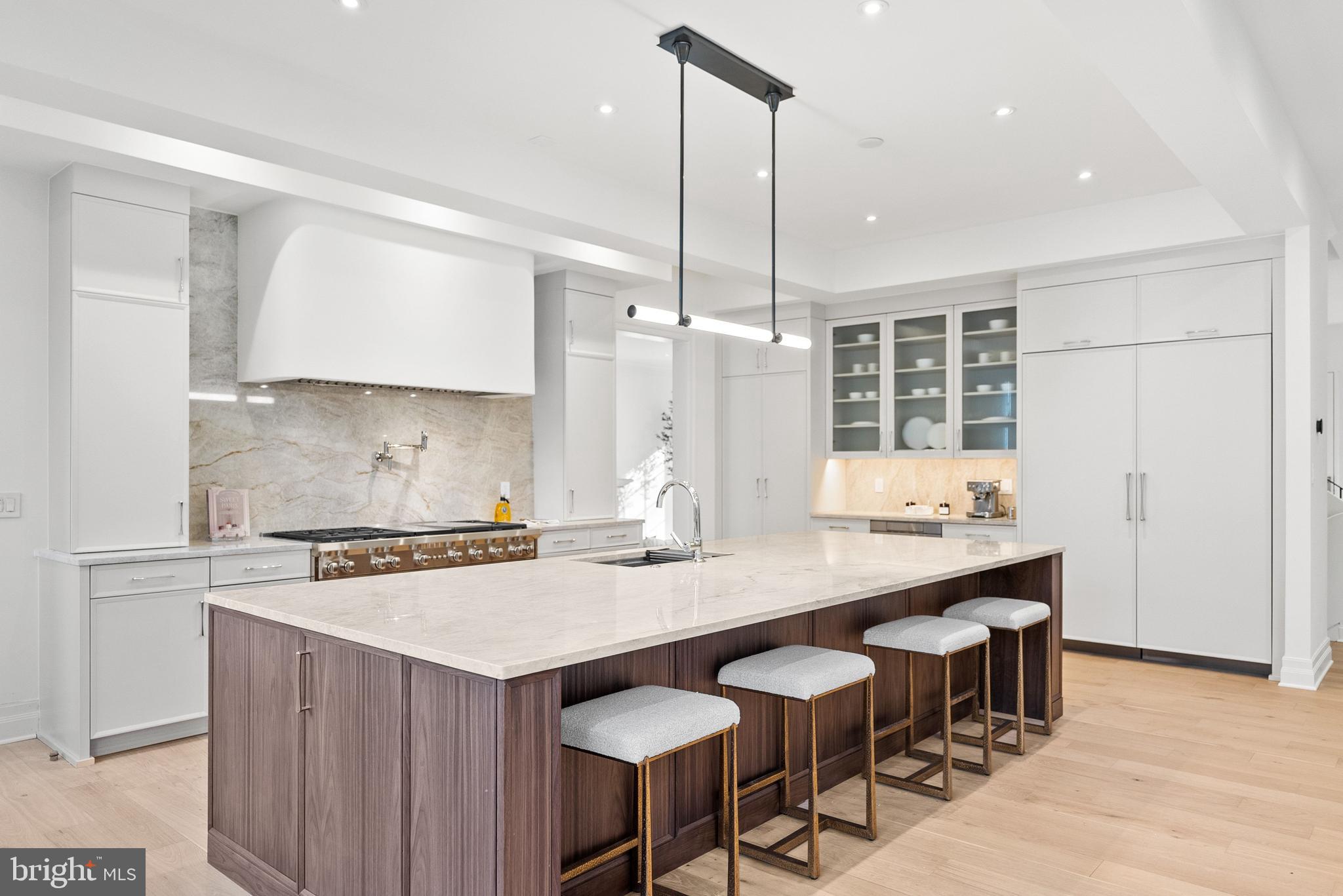 WESLEY HEIGHTS - Residential