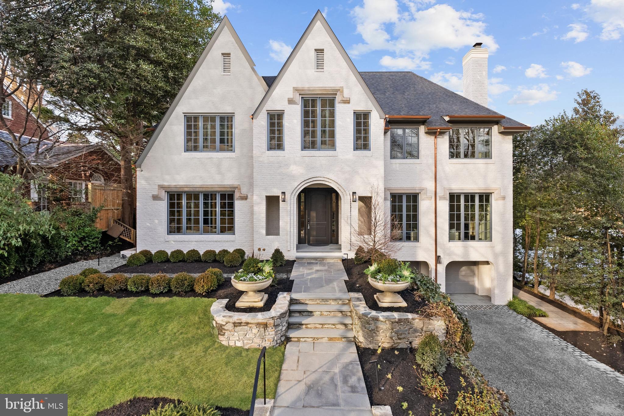 WESLEY HEIGHTS - Residential