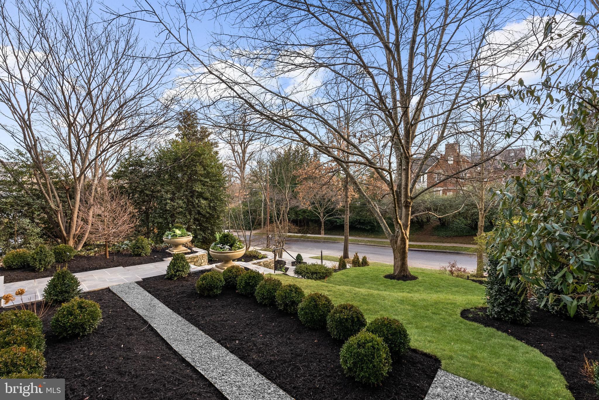 WESLEY HEIGHTS - Residential