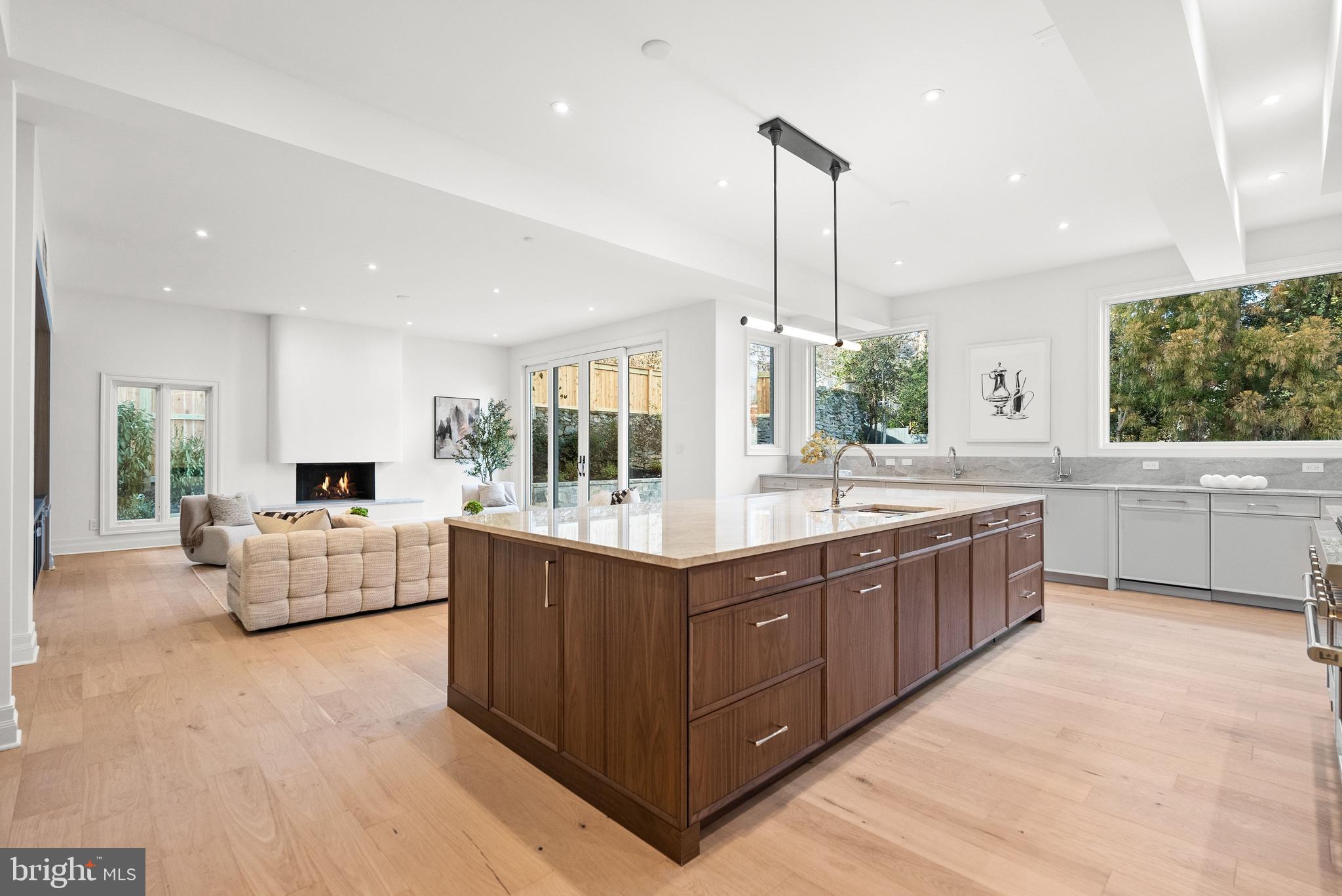WESLEY HEIGHTS - Residential