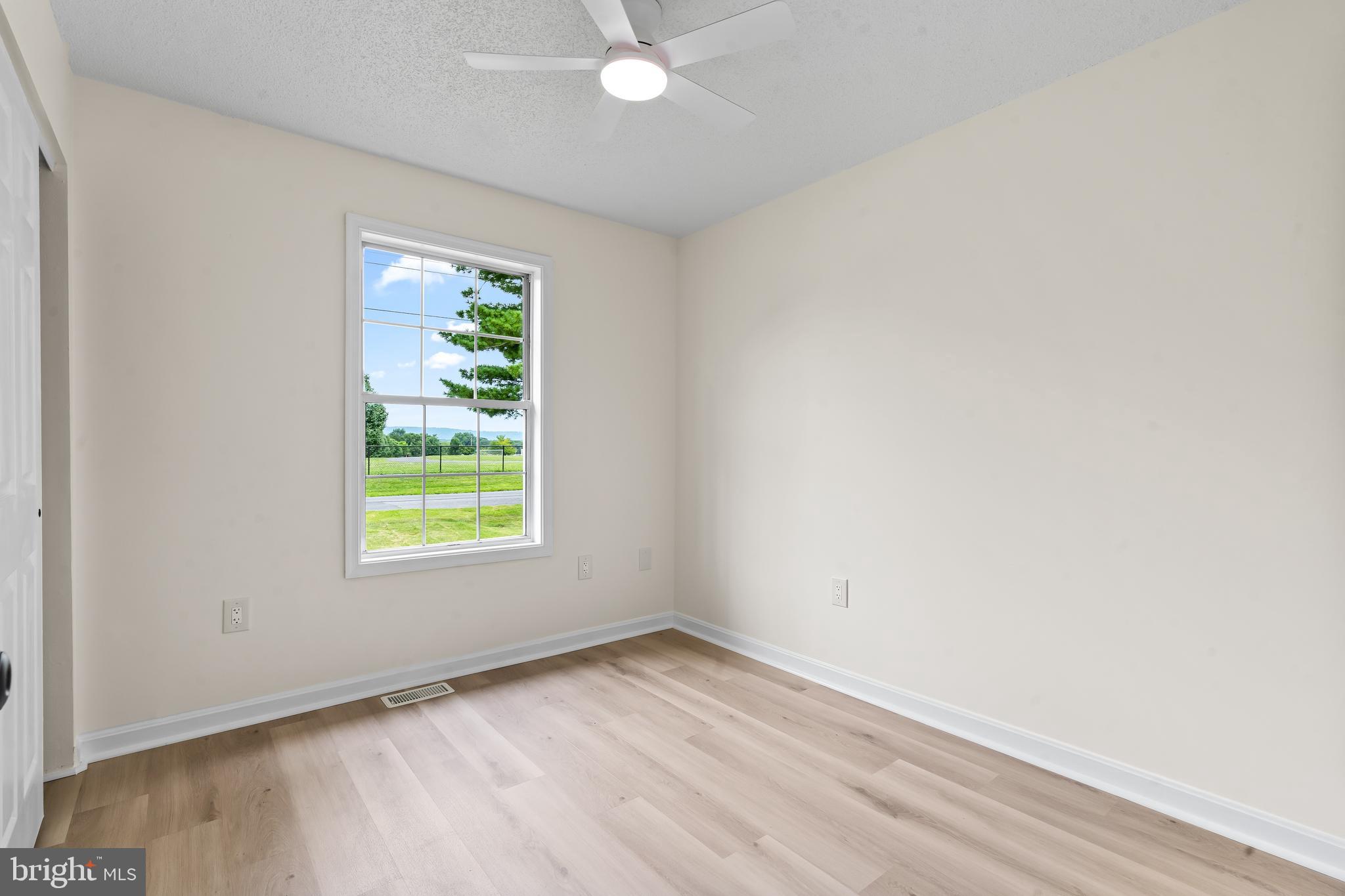 PLEASANT VIEW - Residential