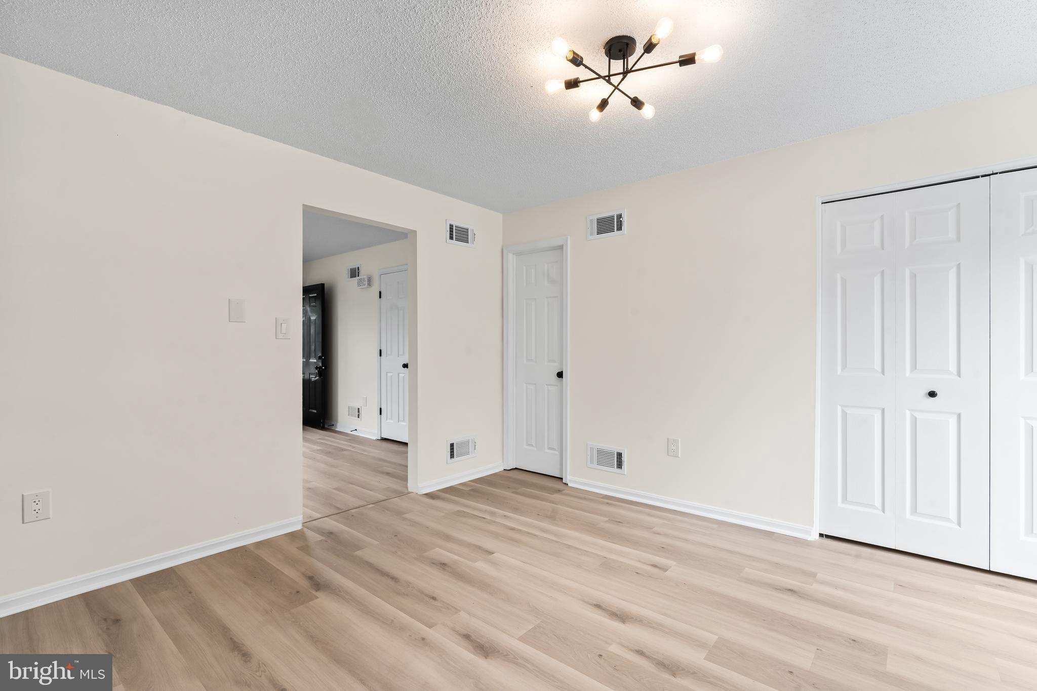 PLEASANT VIEW - Residential