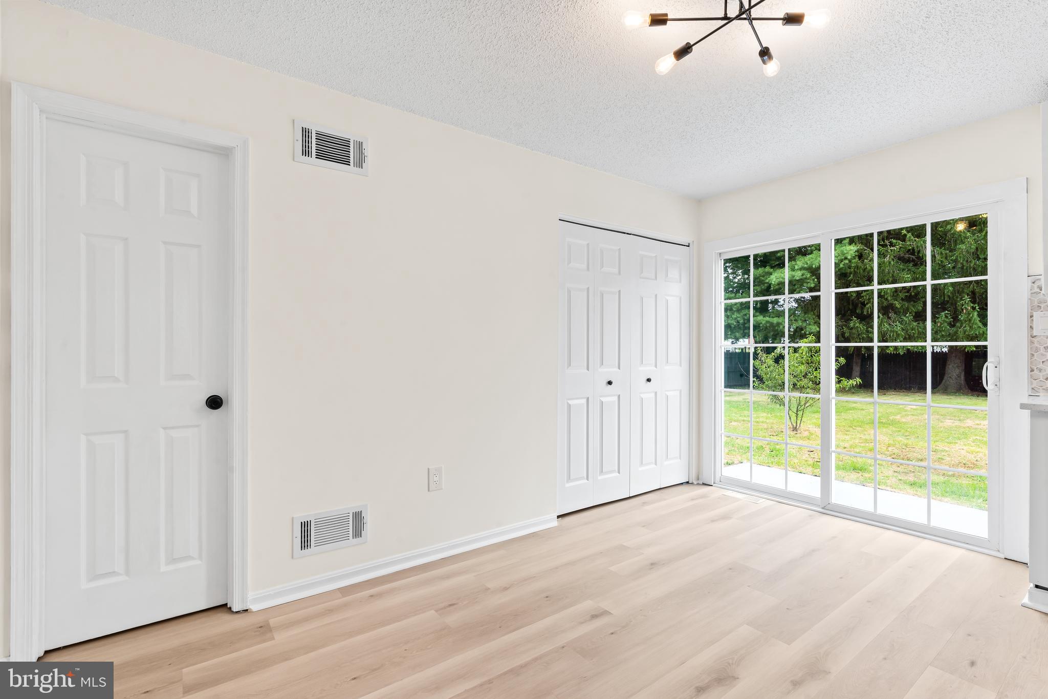 PLEASANT VIEW - Residential