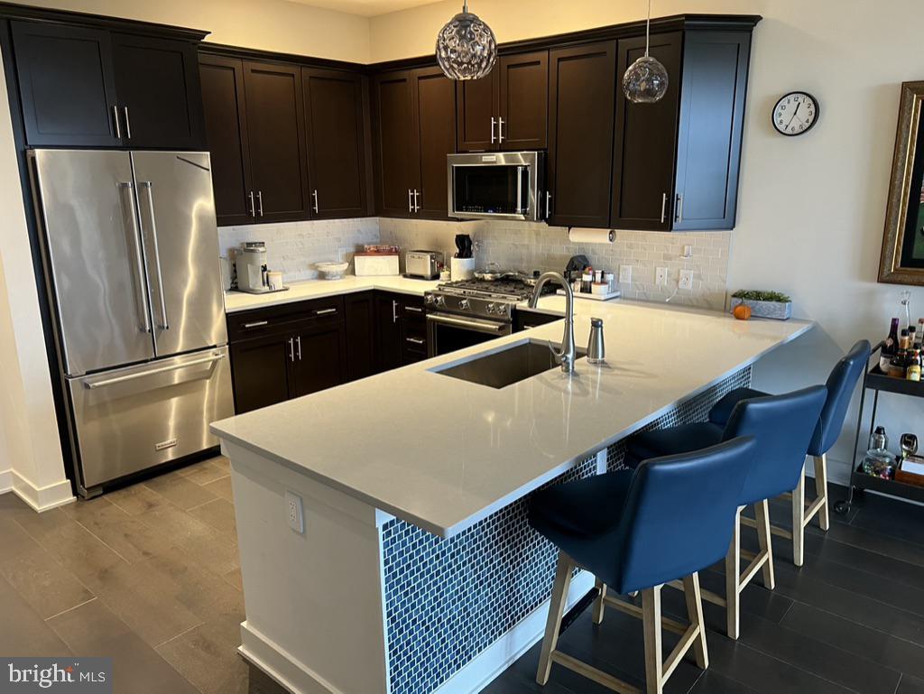 575 SOUTH CONDOS - Residential