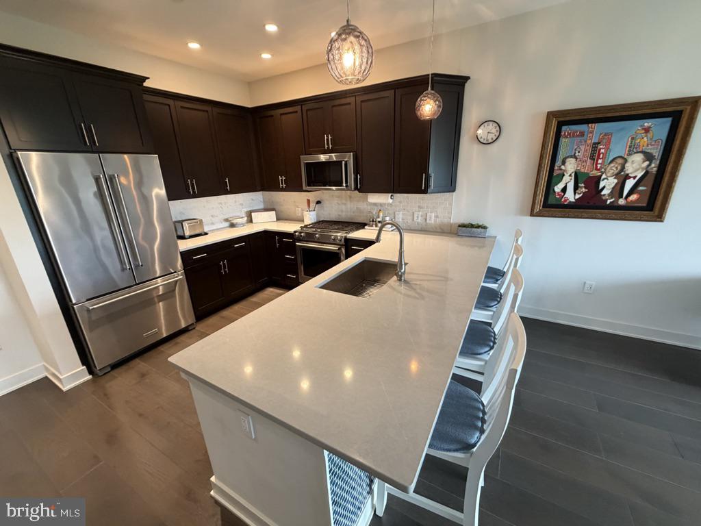 575 SOUTH CONDOS - Residential
