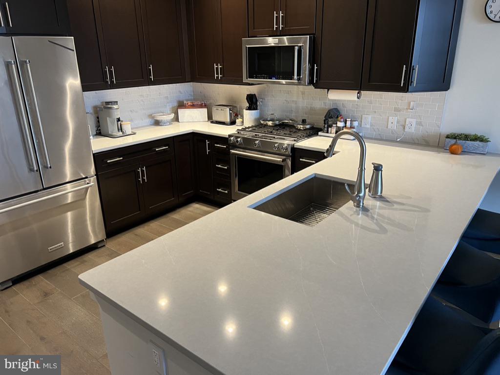 575 SOUTH CONDOS - Residential