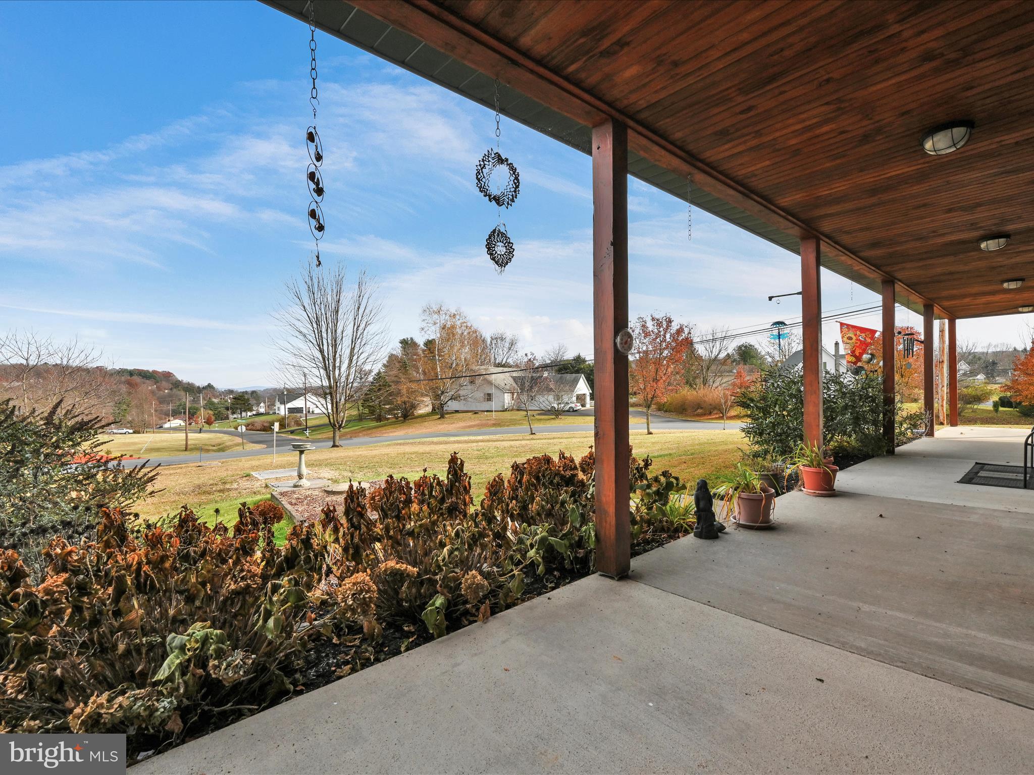 LAKE WYNONAH - Residential