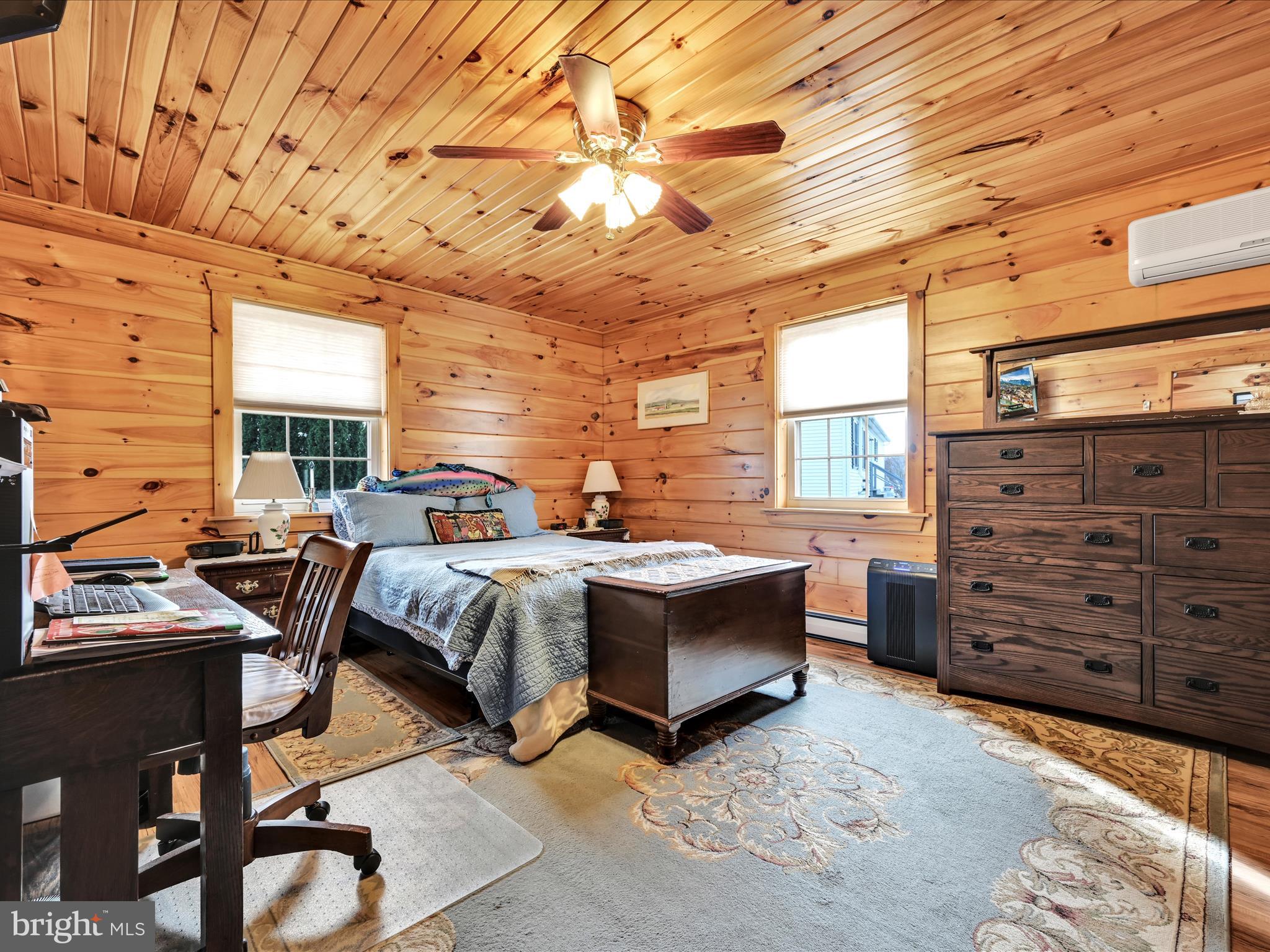 LAKE WYNONAH - Residential
