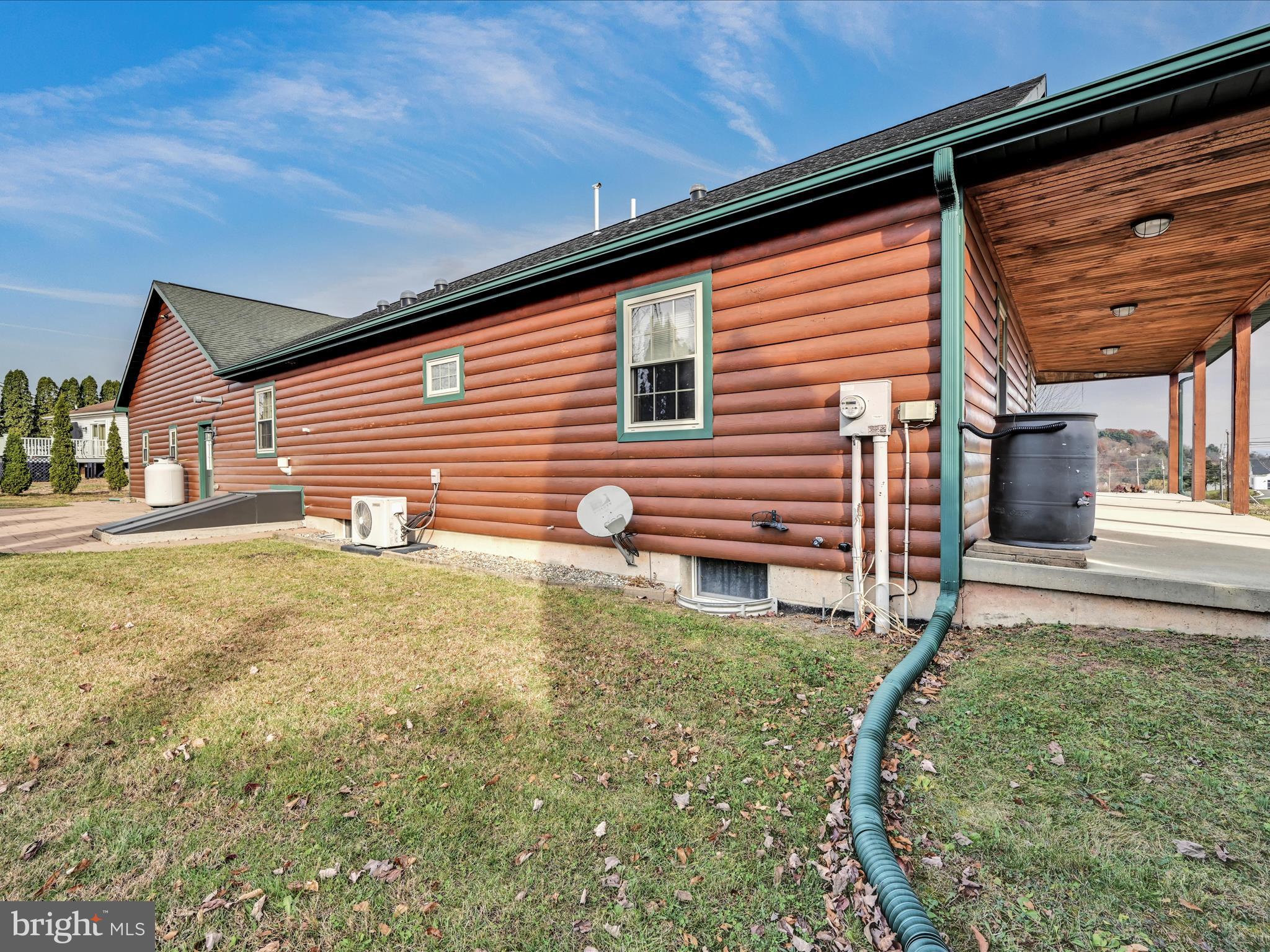 LAKE WYNONAH - Residential