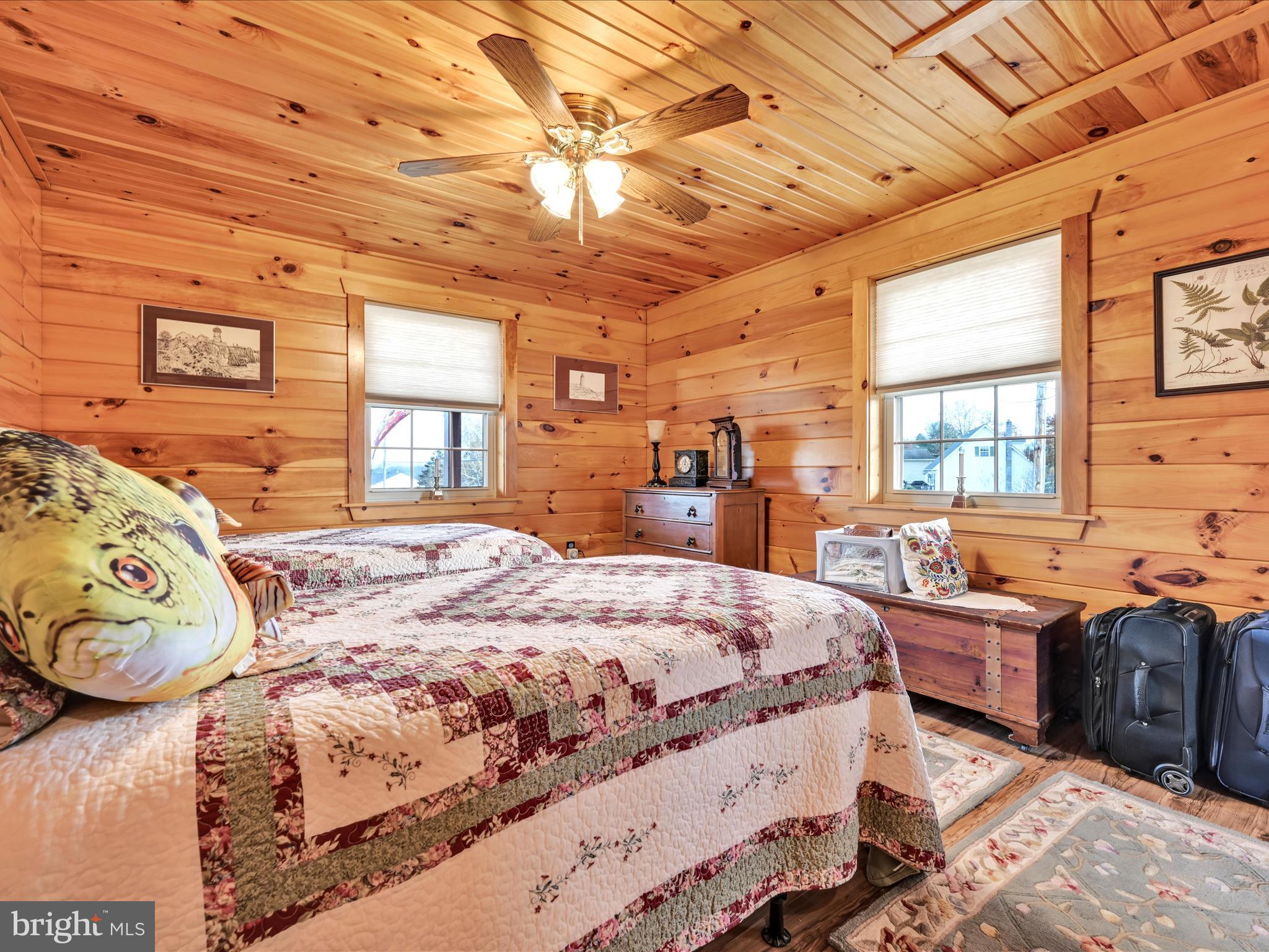 LAKE WYNONAH - Residential