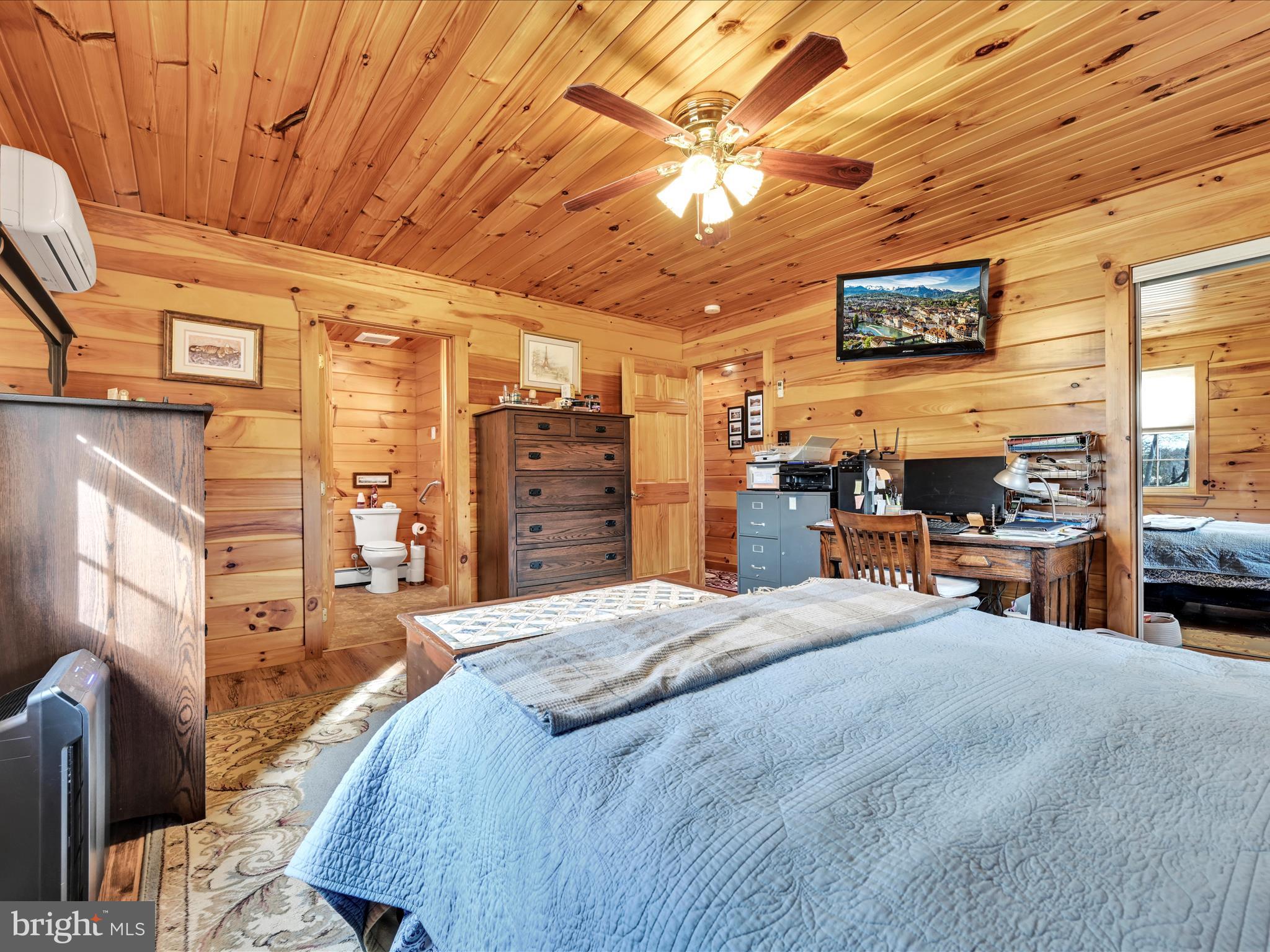 LAKE WYNONAH - Residential