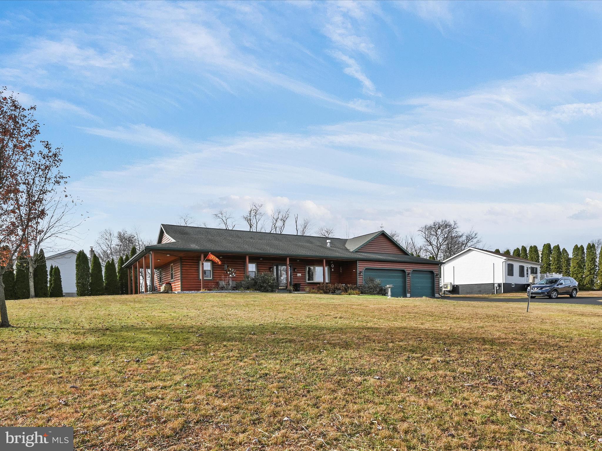 LAKE WYNONAH - Residential