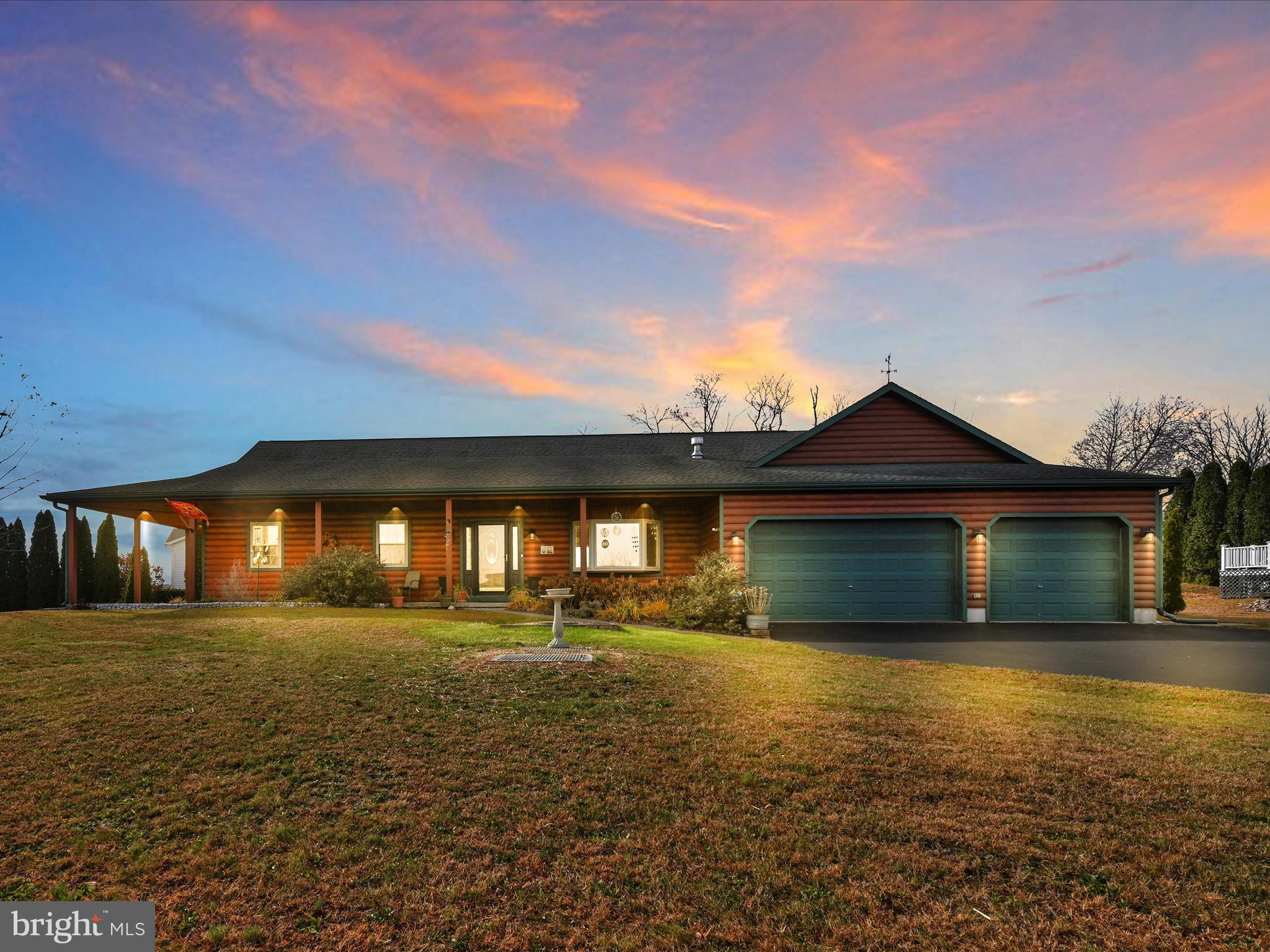 LAKE WYNONAH - Residential