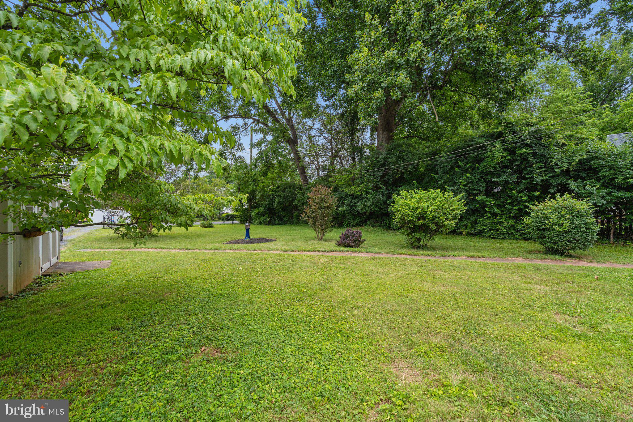 WASHINGTON GROVE - Residential