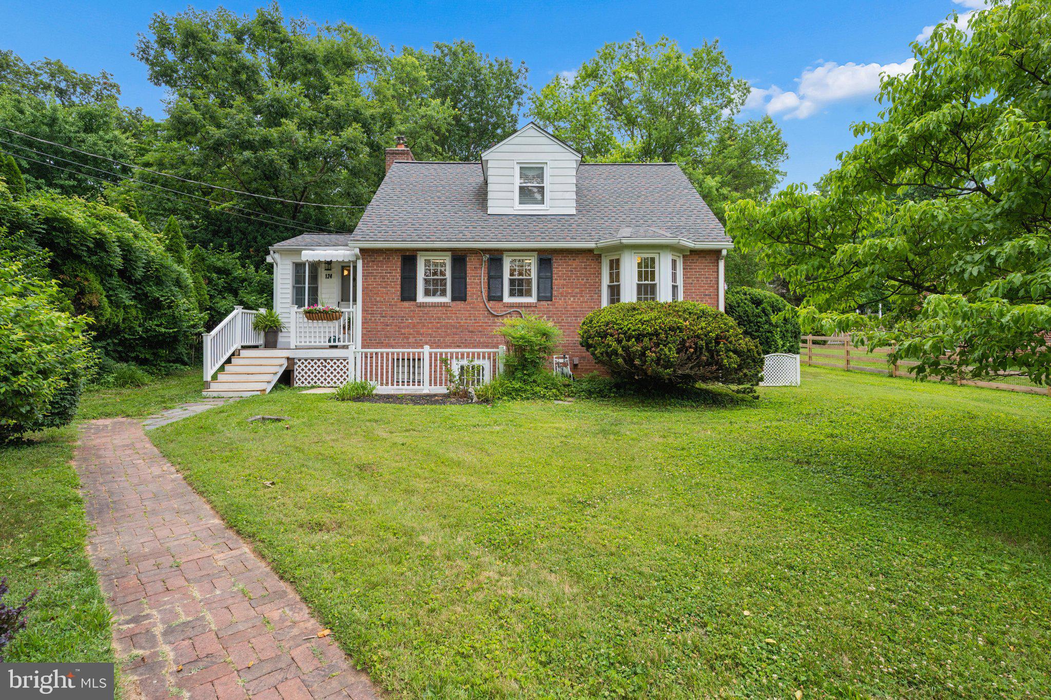 WASHINGTON GROVE - Residential