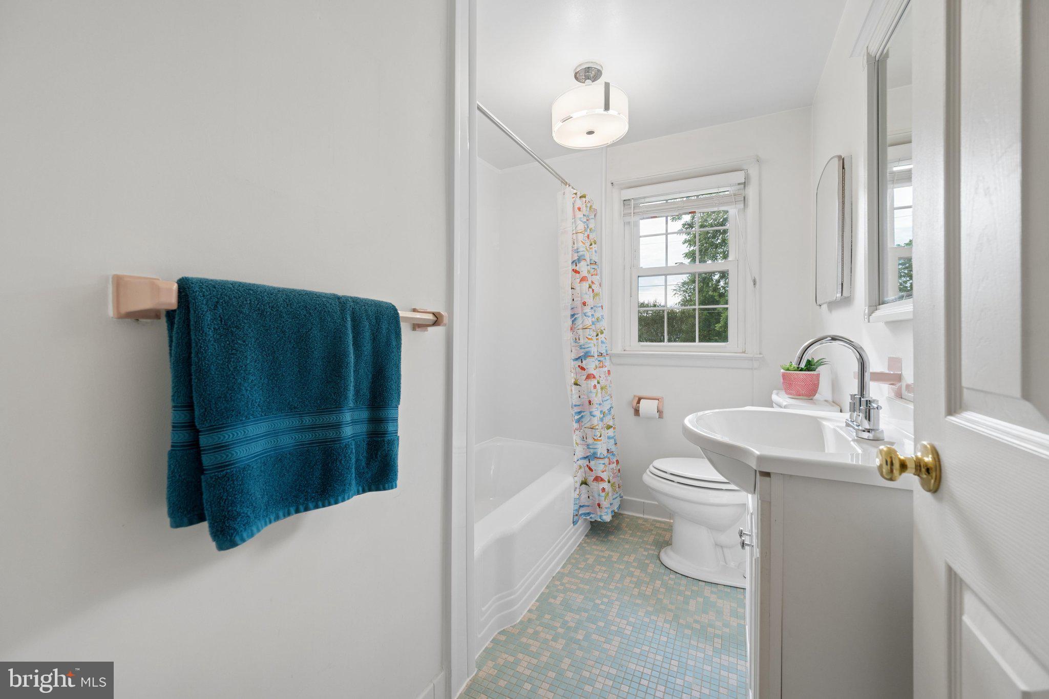 WASHINGTON GROVE - Residential