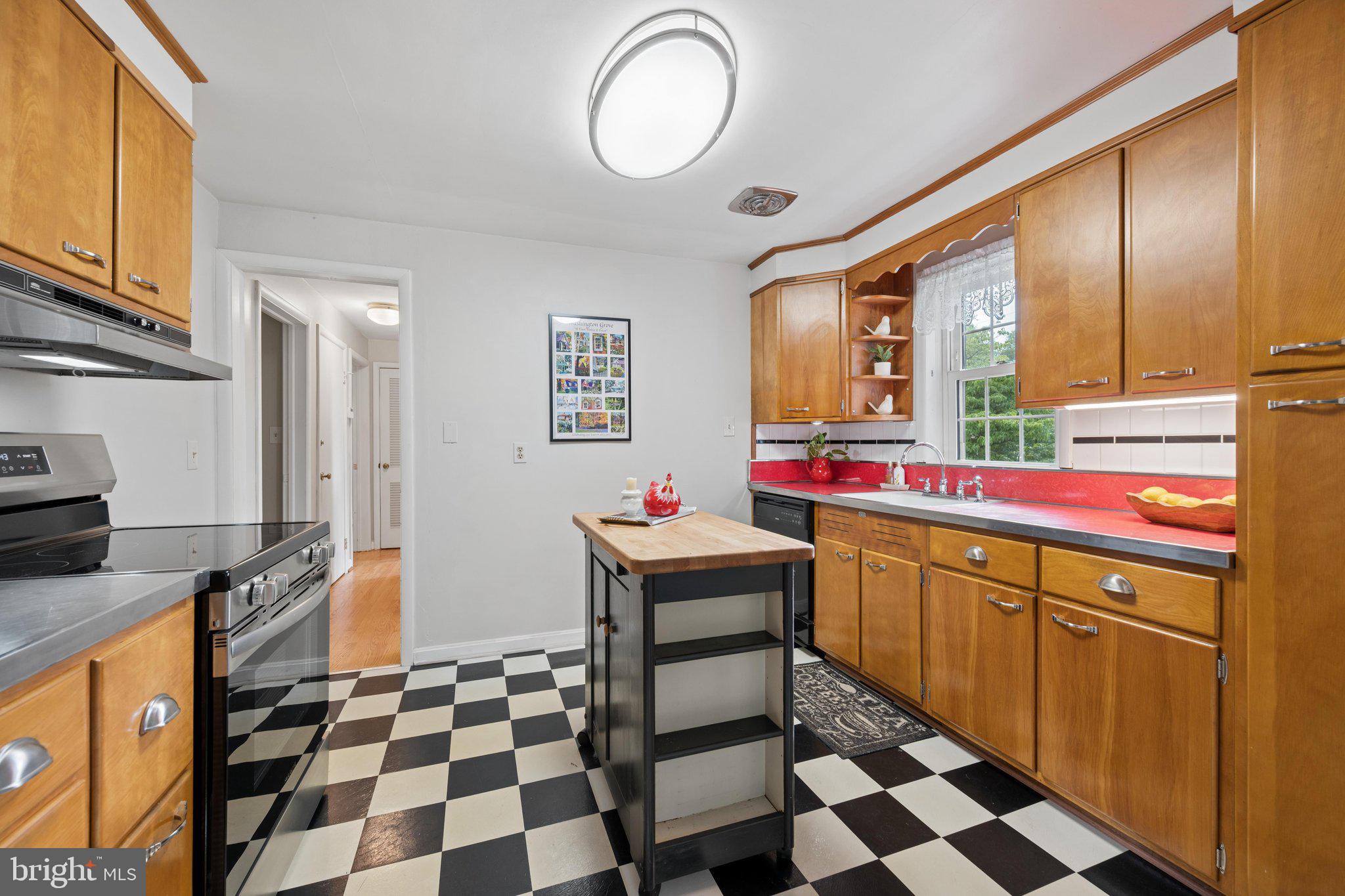 WASHINGTON GROVE - Residential