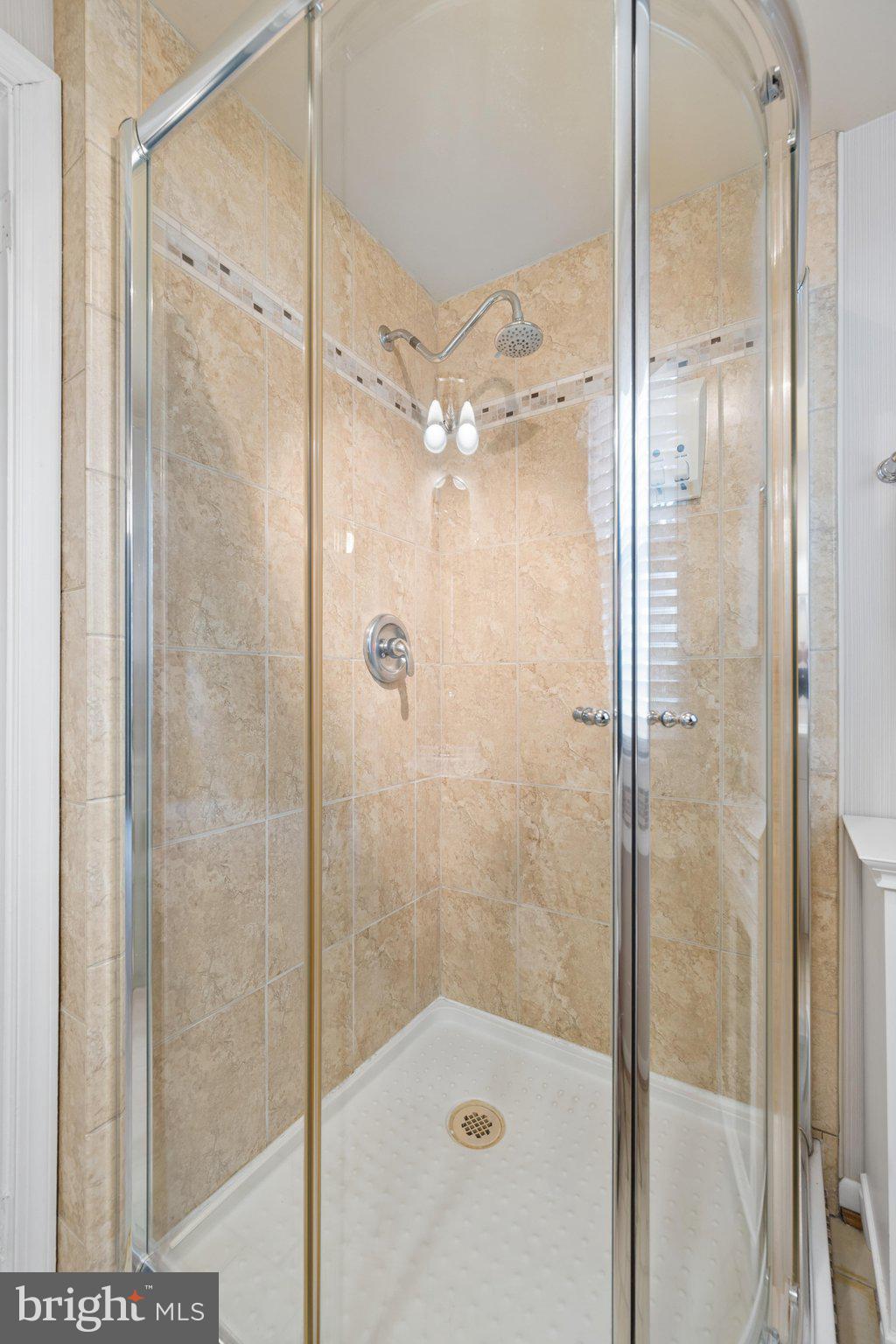 WASHINGTON GROVE - Residential