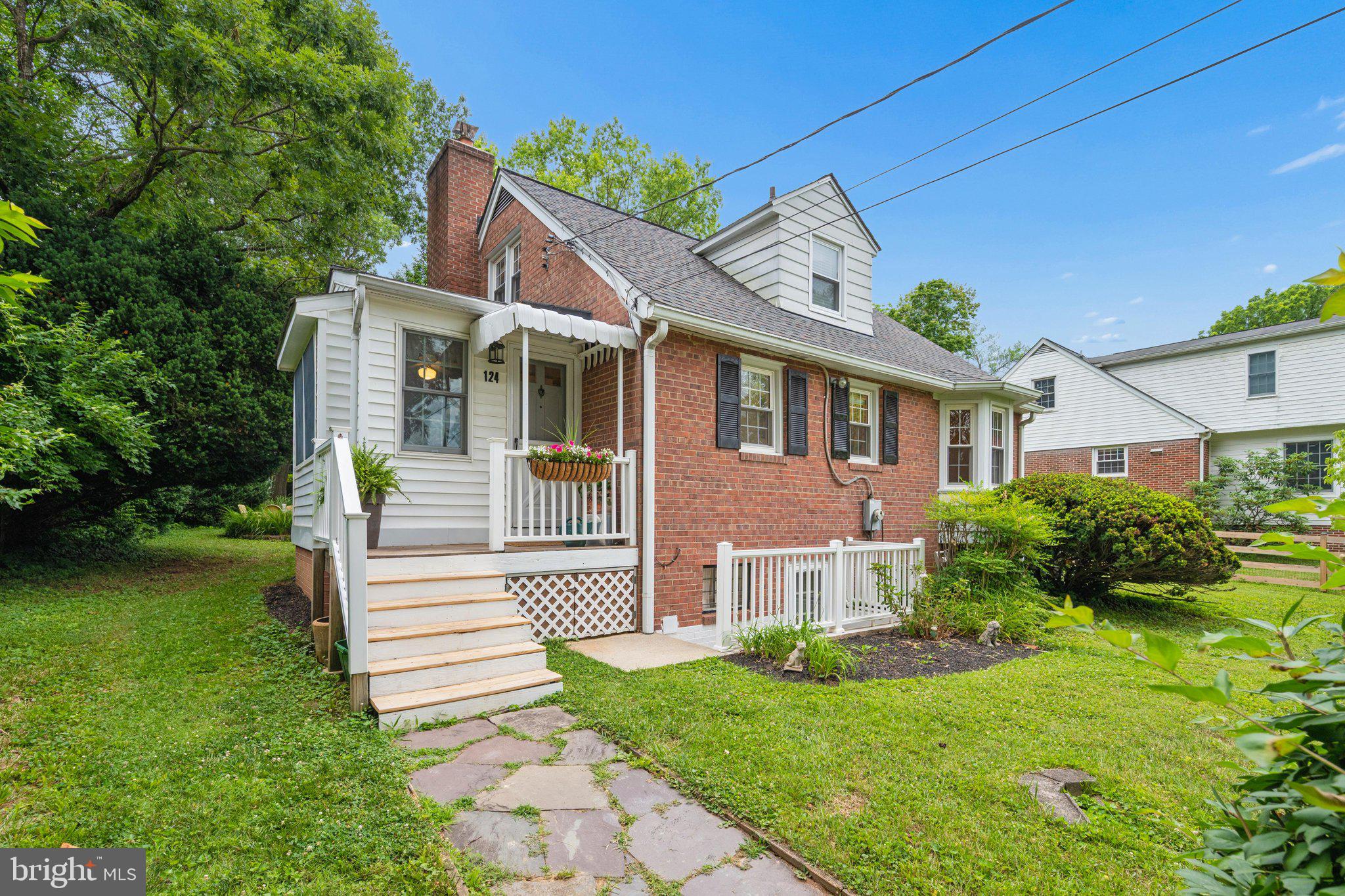 WASHINGTON GROVE - Residential