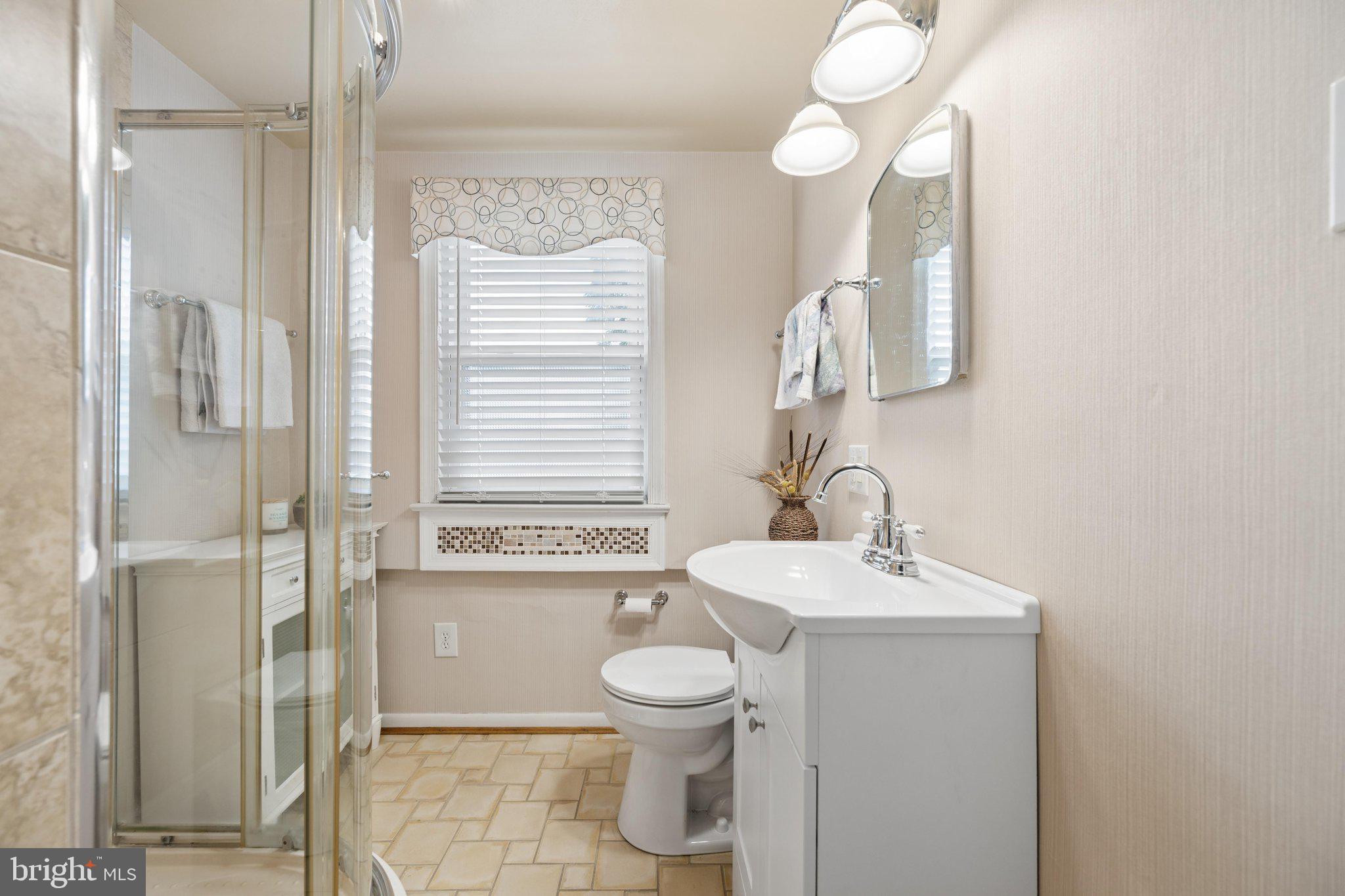 WASHINGTON GROVE - Residential