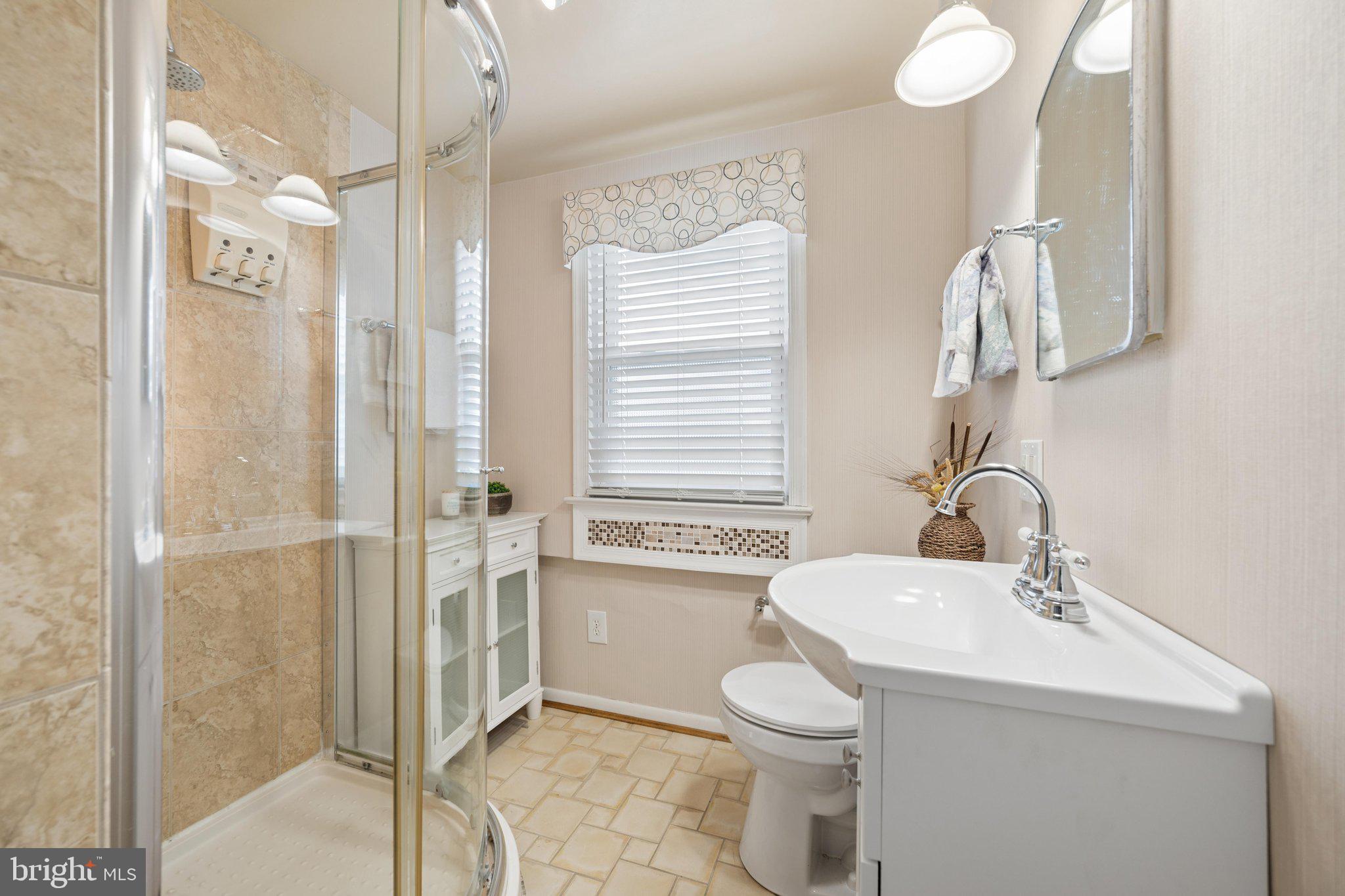 WASHINGTON GROVE - Residential