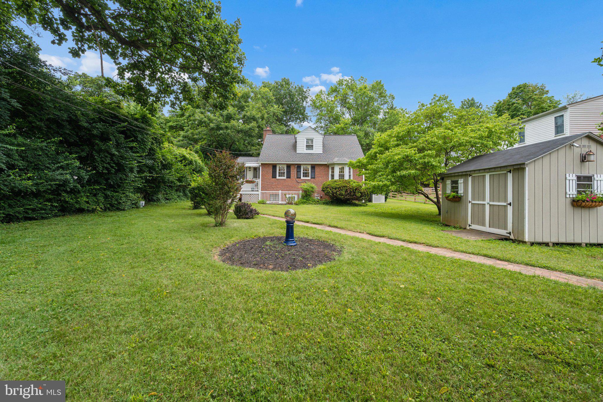 WASHINGTON GROVE - Residential